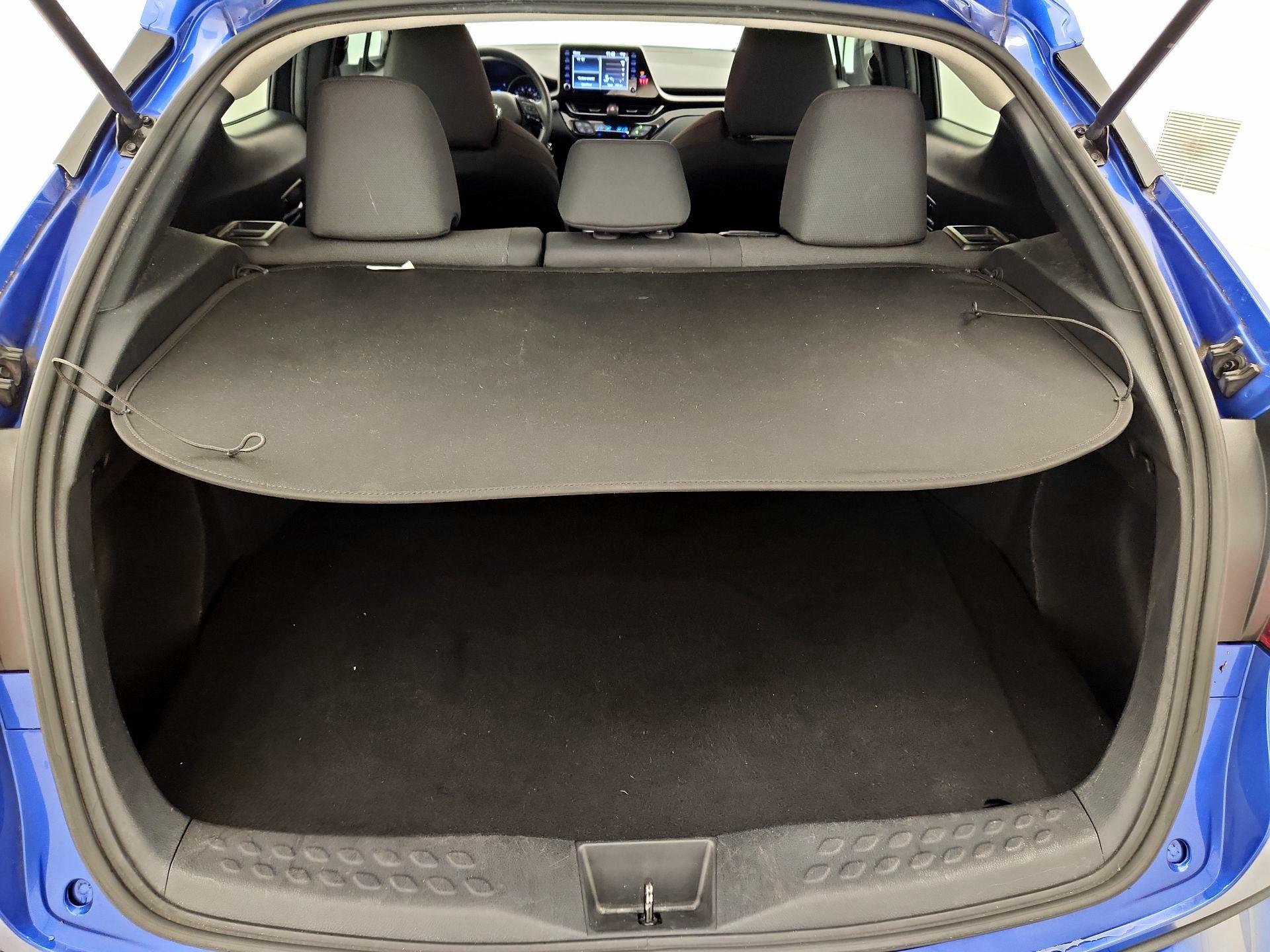 Thumbnail: 2020 Toyota C-HR - 20