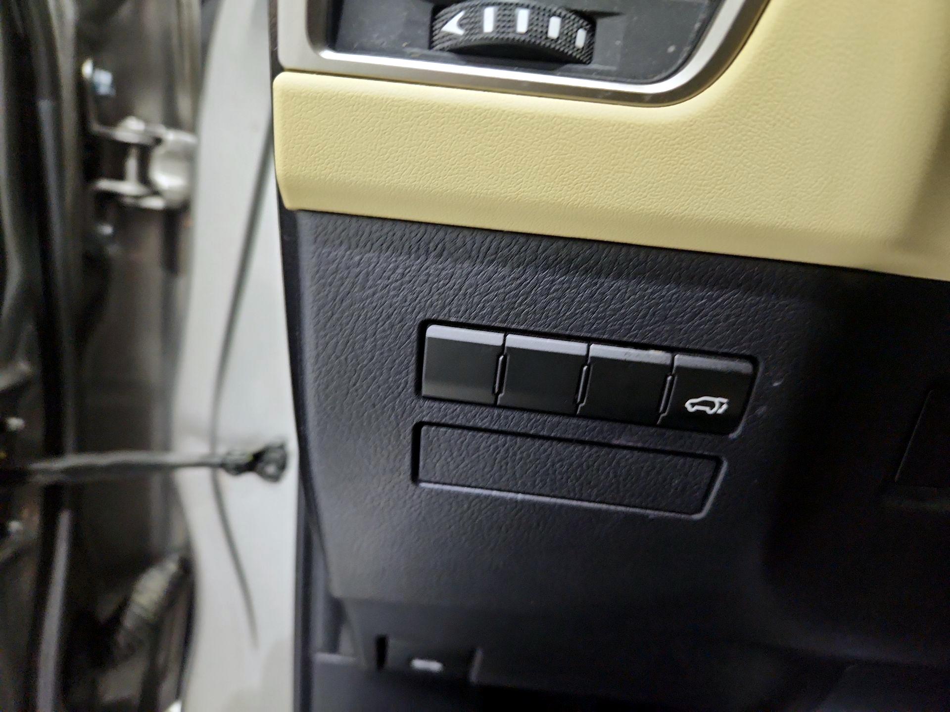 Thumbnail: 2016 Lexus NX - 13