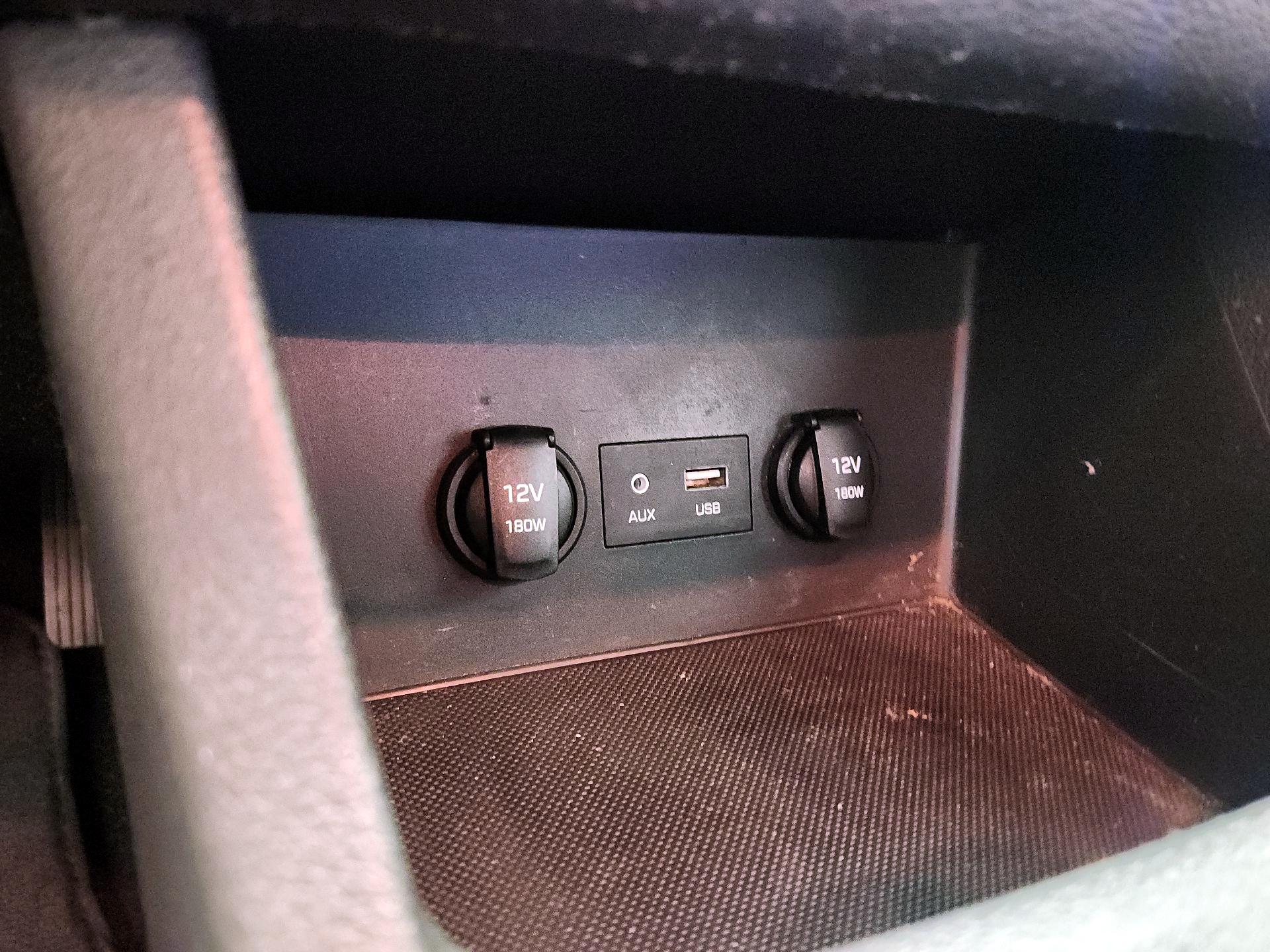 Thumbnail: 2019 Hyundai Elantra - 18