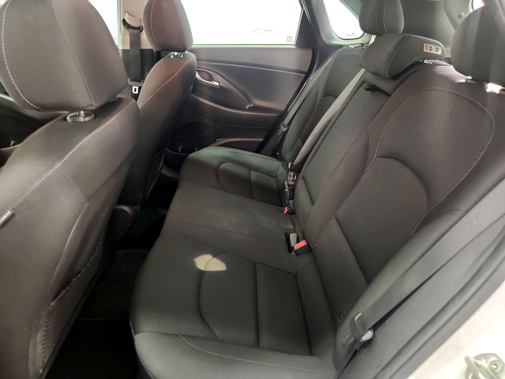 Thumbnail: 2019 Hyundai Elantra - 19