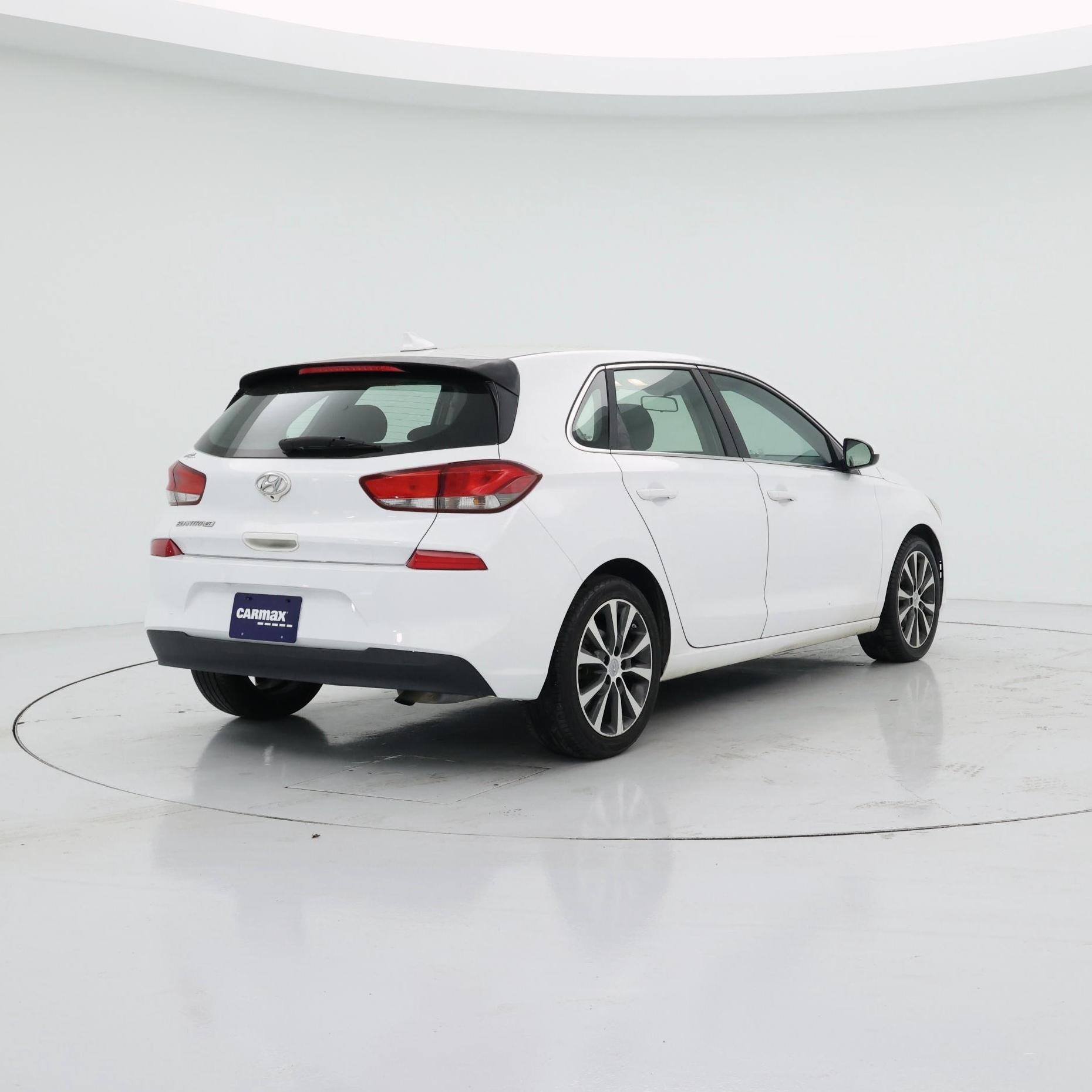 Thumbnail: 2019 Hyundai Elantra - 8