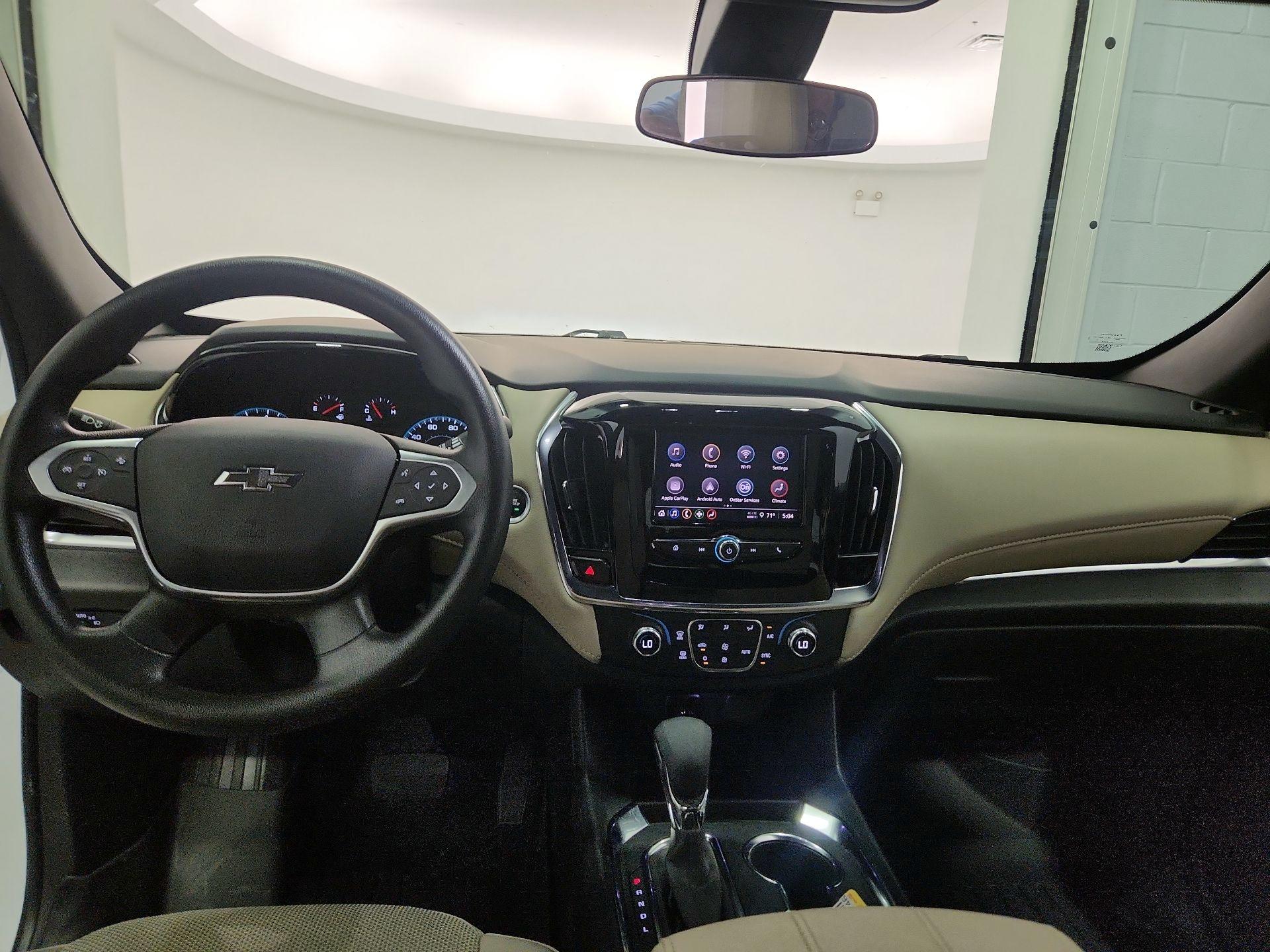 Thumbnail: 2023 Chevrolet Traverse - 9