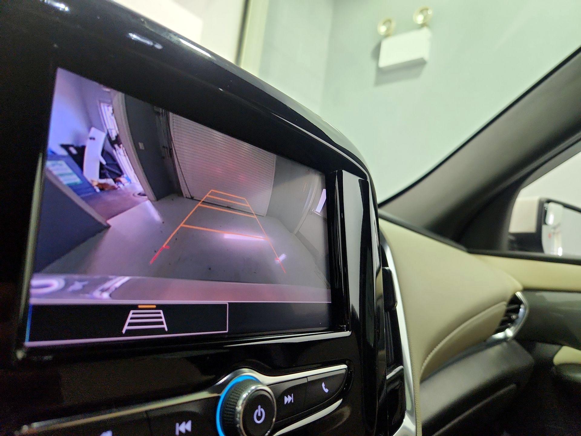 Thumbnail: 2023 Chevrolet Traverse - 14