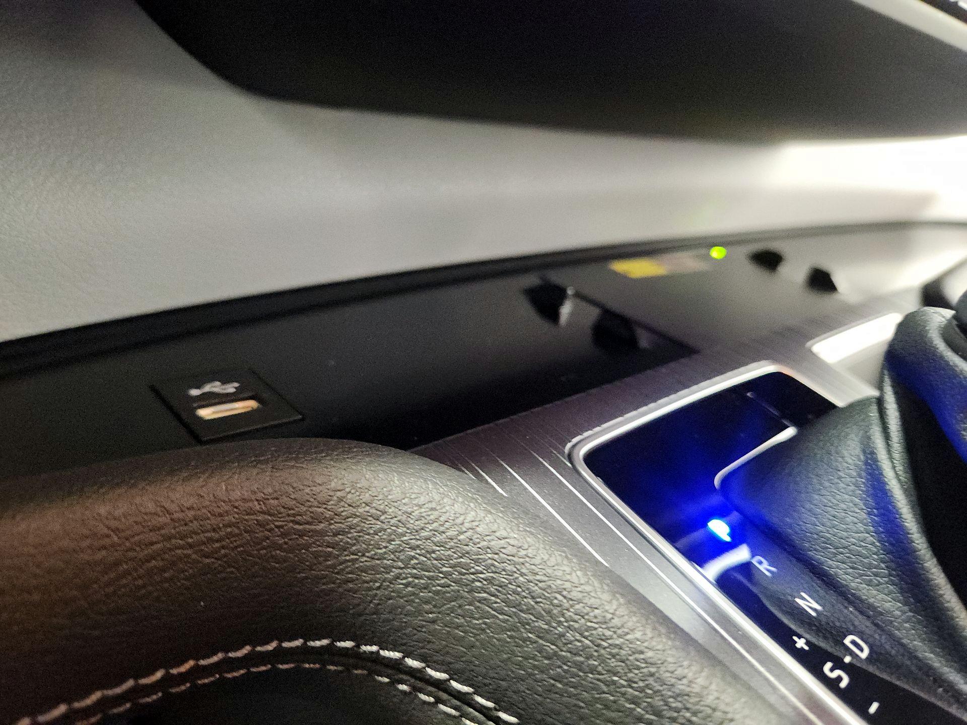 Thumbnail: 2025 Toyota Sienna - 18