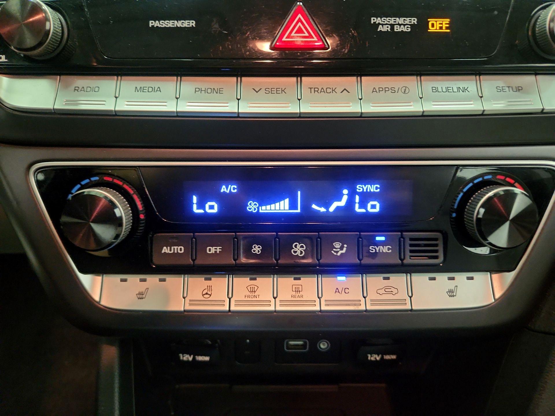 Thumbnail: 2018 Hyundai Sonata - 16