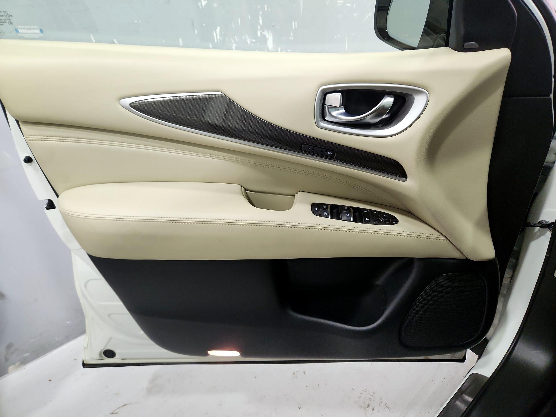 Thumbnail: 2020 INFINITI QX60 - 12