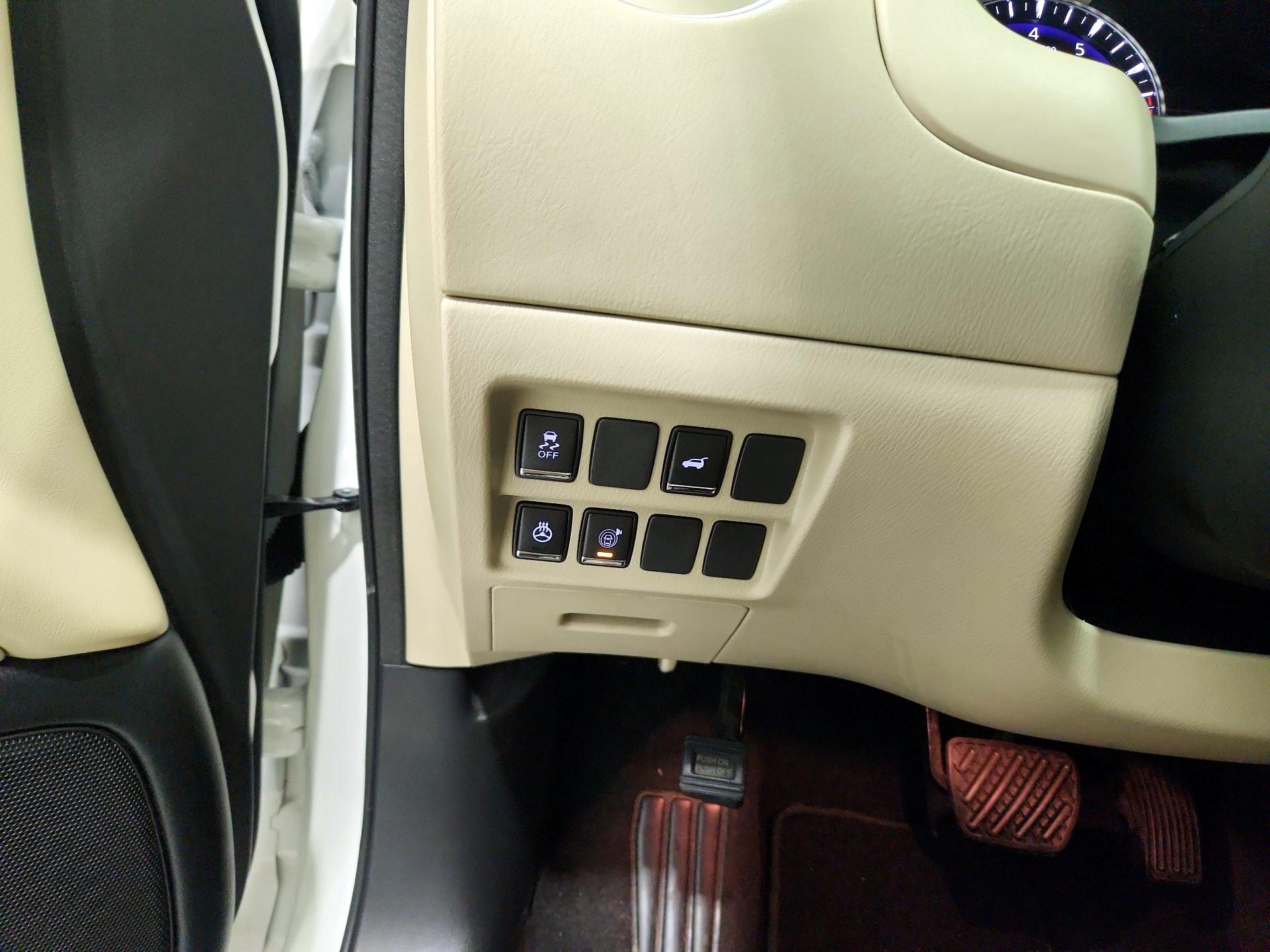 Thumbnail: 2020 INFINITI QX60 - 13