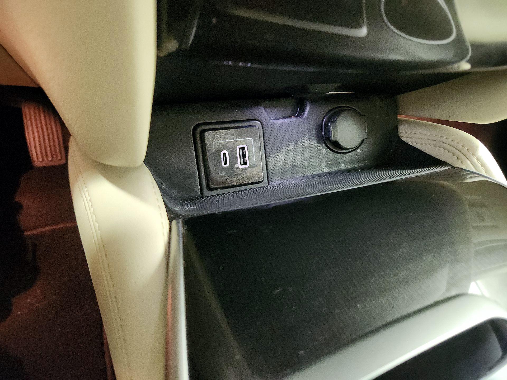 Thumbnail: 2020 INFINITI QX60 - 18