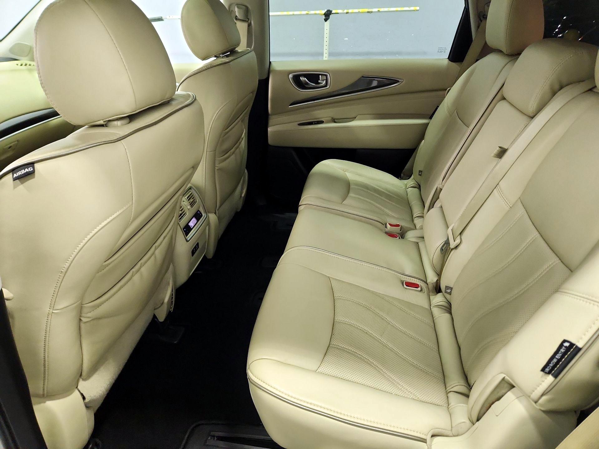 Thumbnail: 2020 INFINITI QX60 - 20