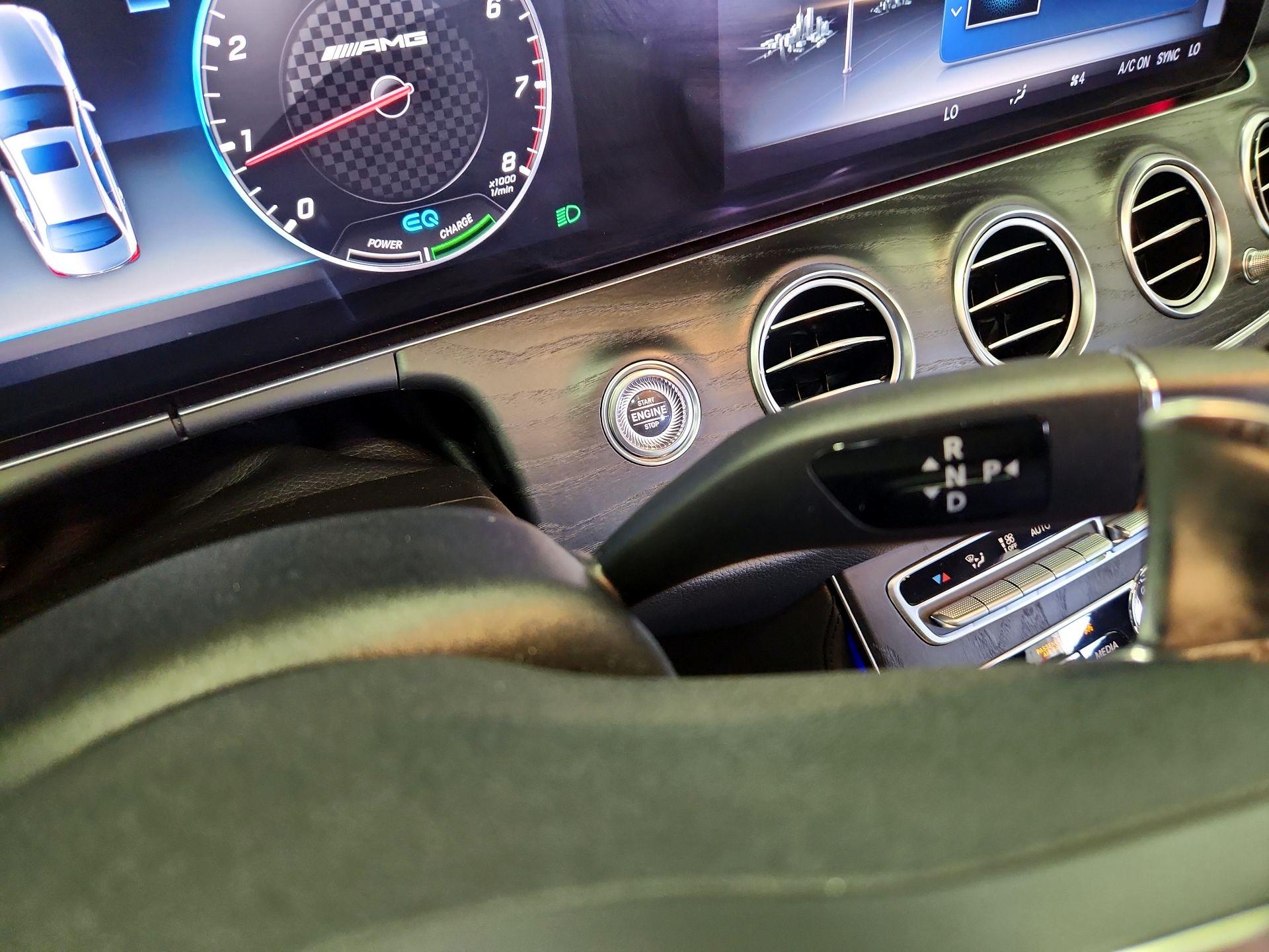 Thumbnail: 2020 Mercedes-Benz E-Class - 17