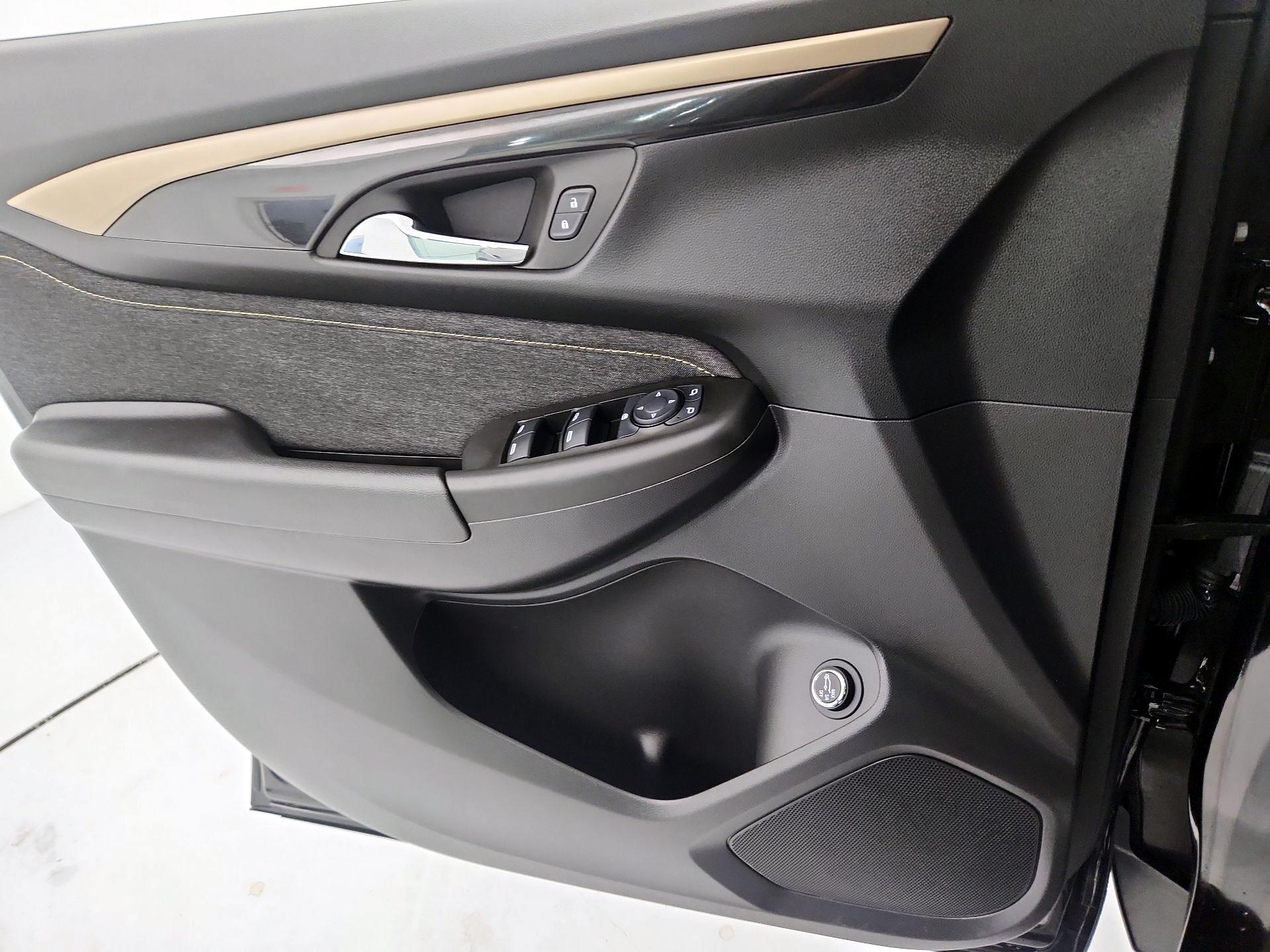 Thumbnail: 2025 Chevrolet TrailBlazer - 12