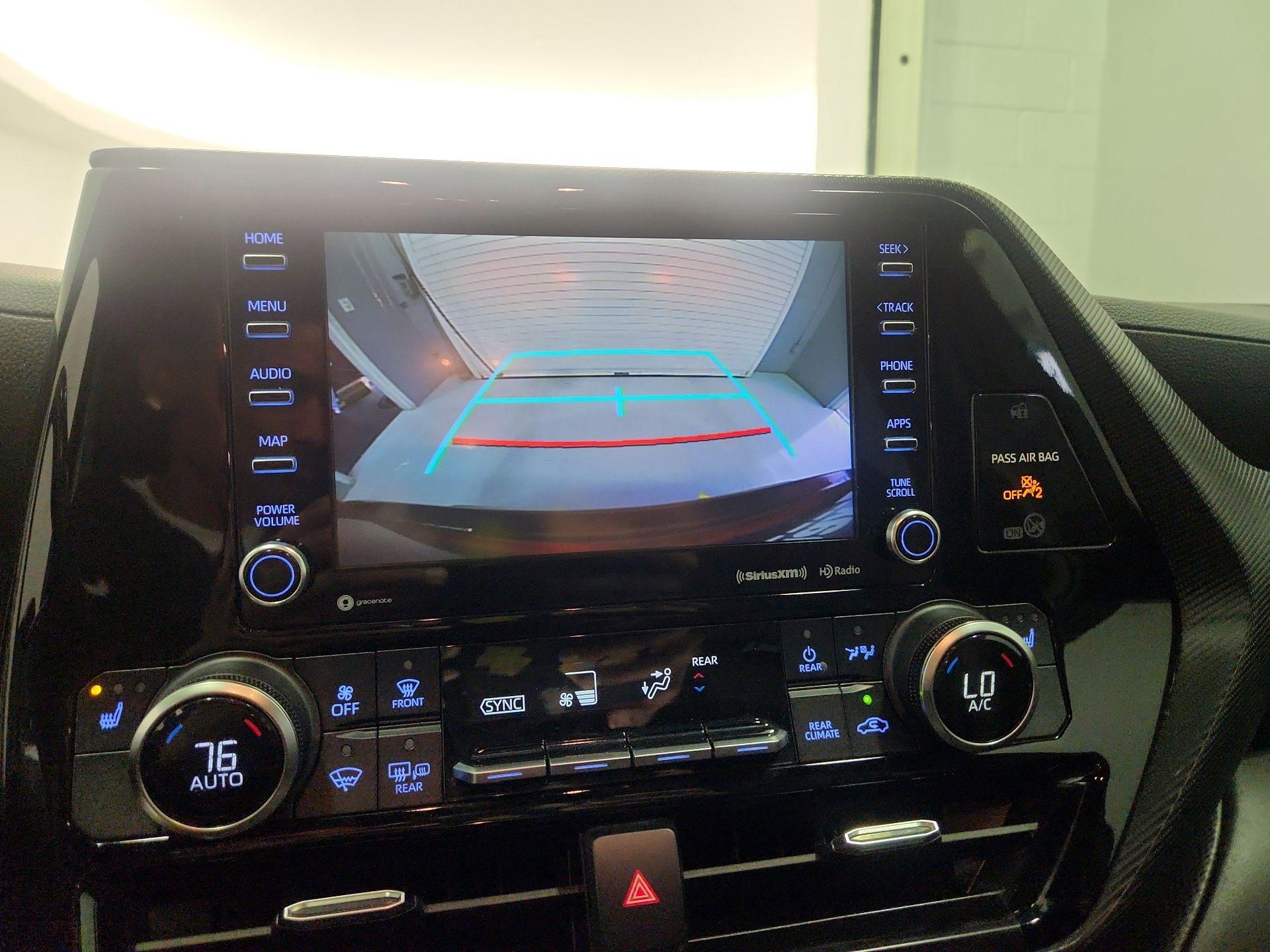 Thumbnail: 2021 Toyota Highlander - 14