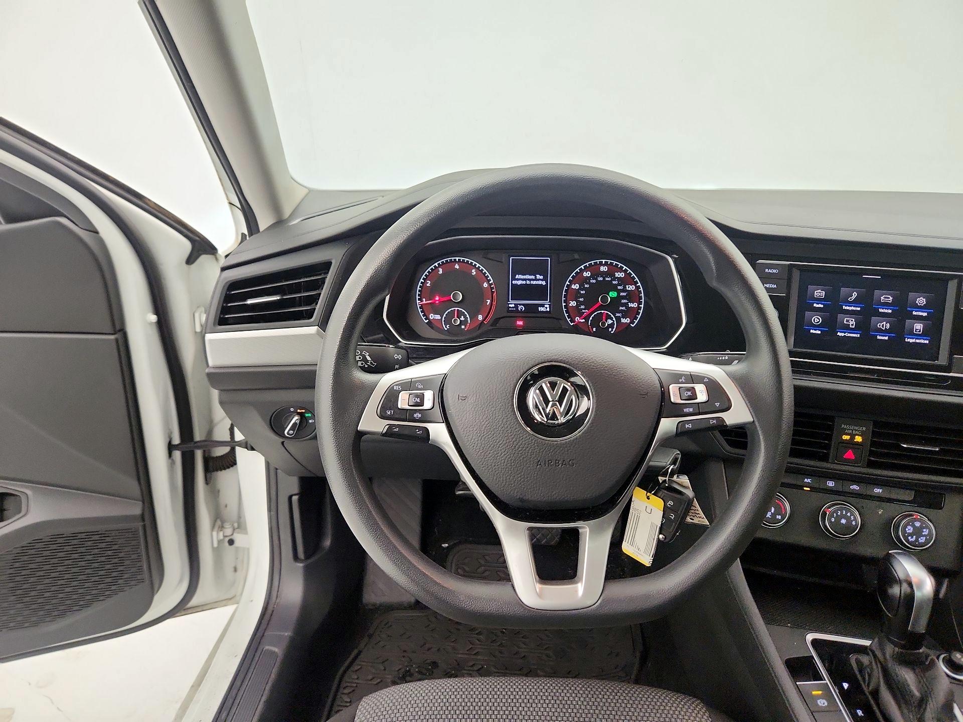 Thumbnail: 2021 Volkswagen Jetta - 10