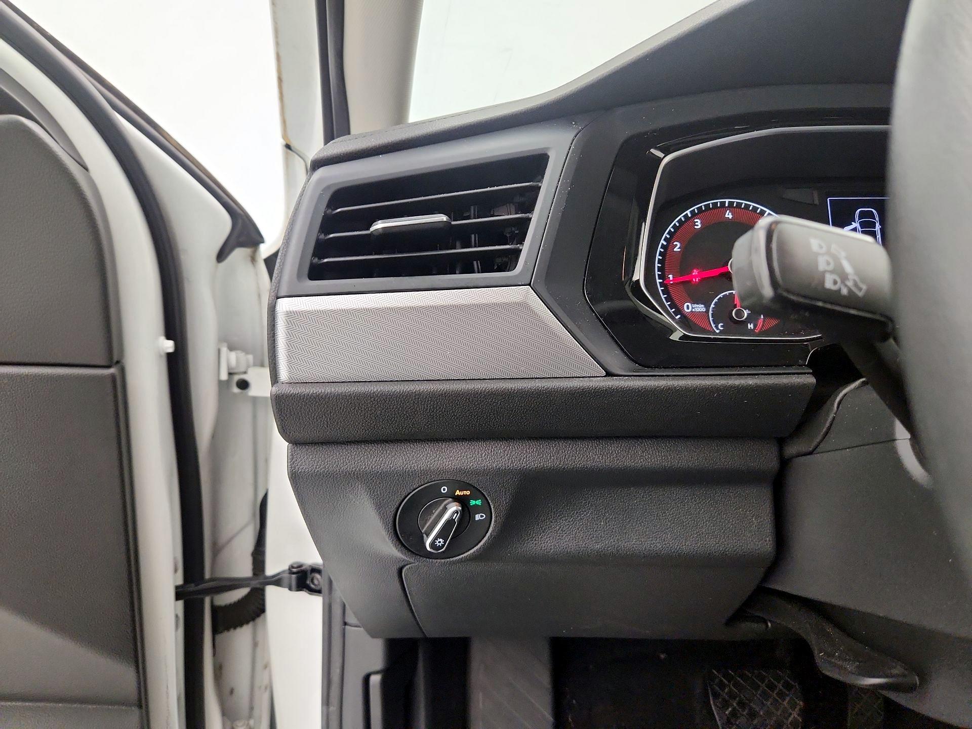 Thumbnail: 2021 Volkswagen Jetta - 13