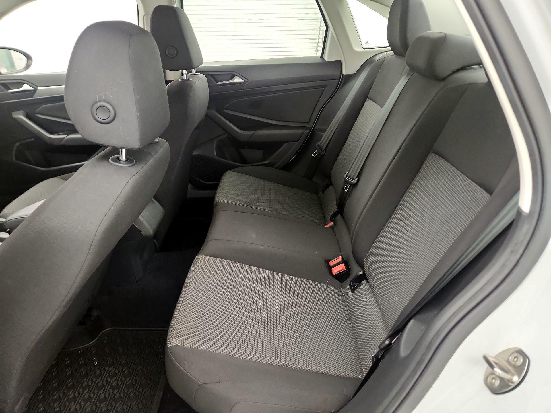 Thumbnail: 2021 Volkswagen Jetta - 19