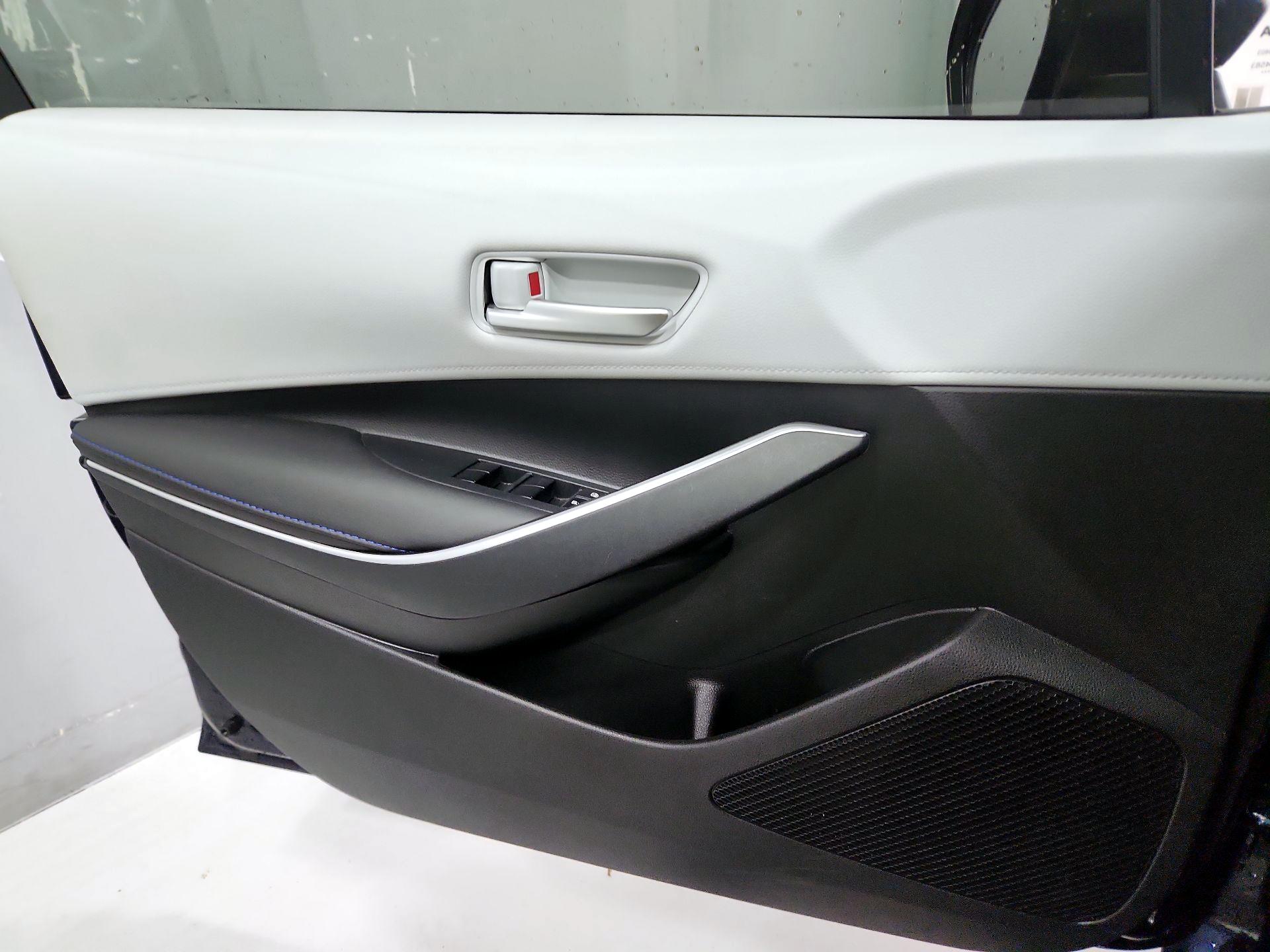 Thumbnail: 2020 Toyota Corolla - 12