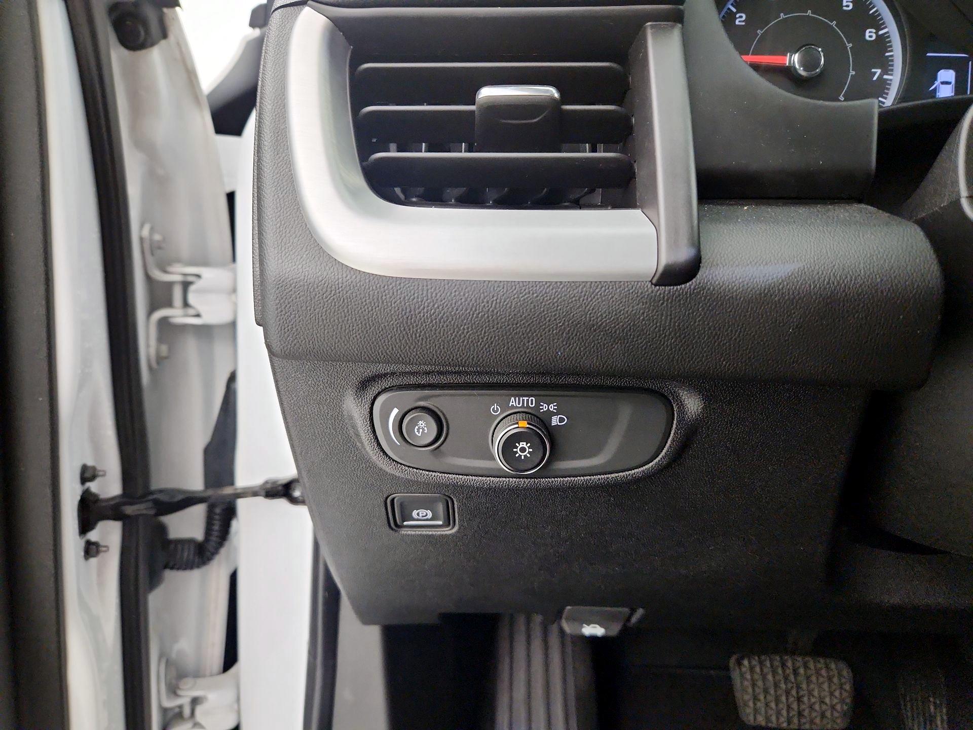 Thumbnail: 2018 GMC Terrain - 13