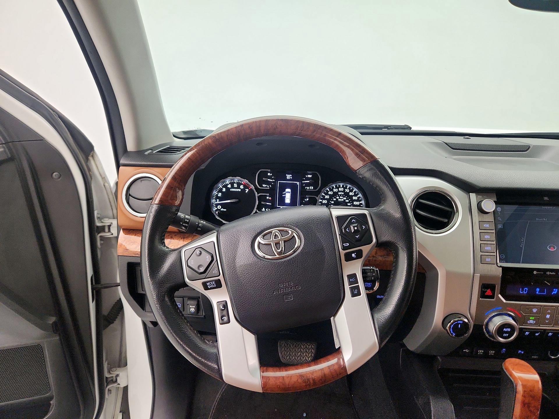 Thumbnail: 2020 Toyota Tundra - 10