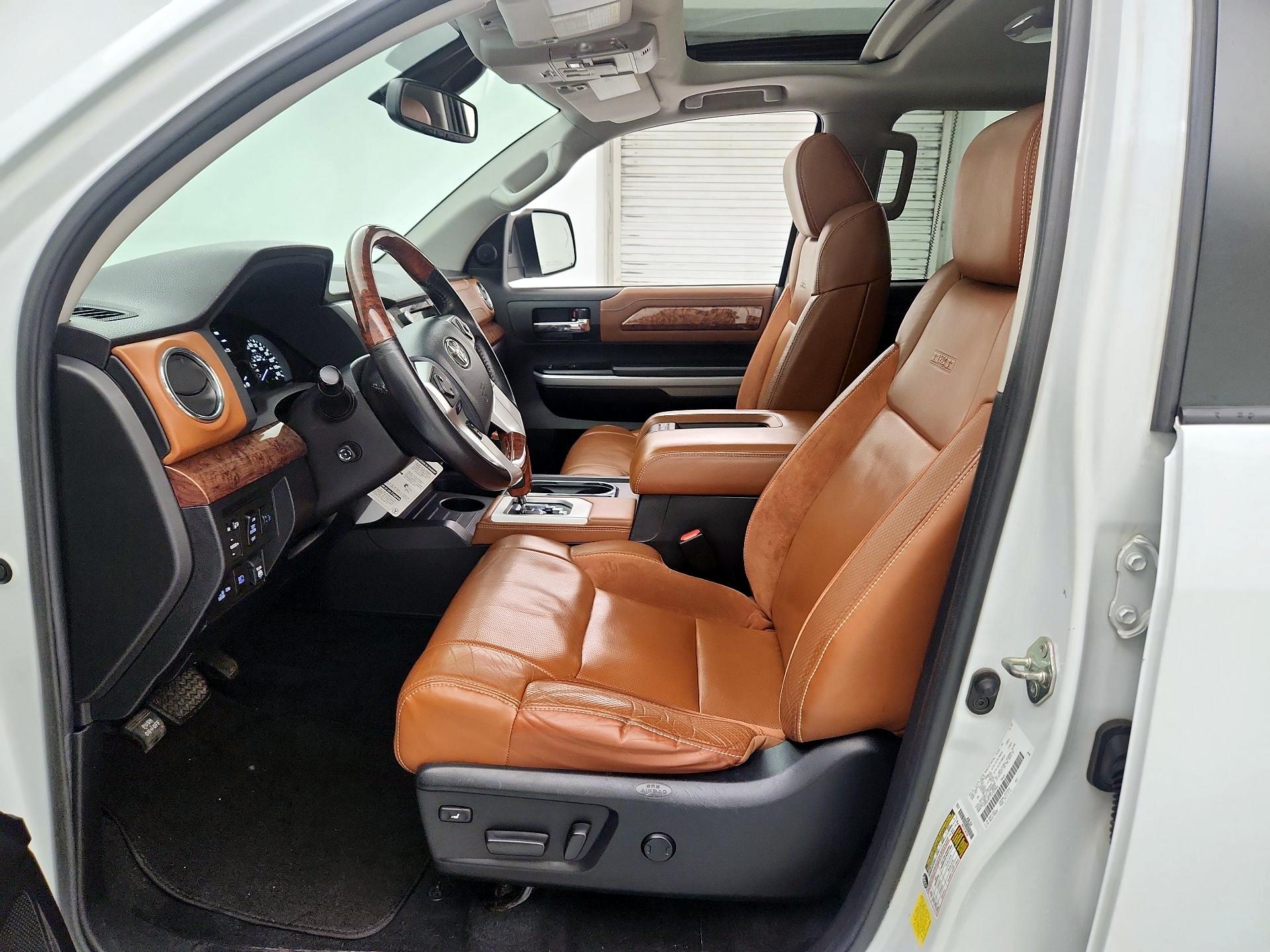 Thumbnail: 2020 Toyota Tundra - 11