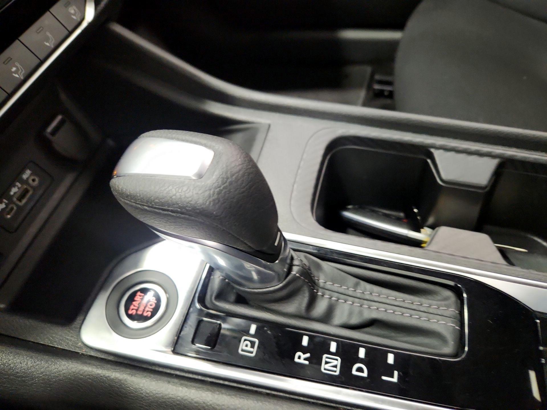 Thumbnail: 2024 Nissan Sentra - 17