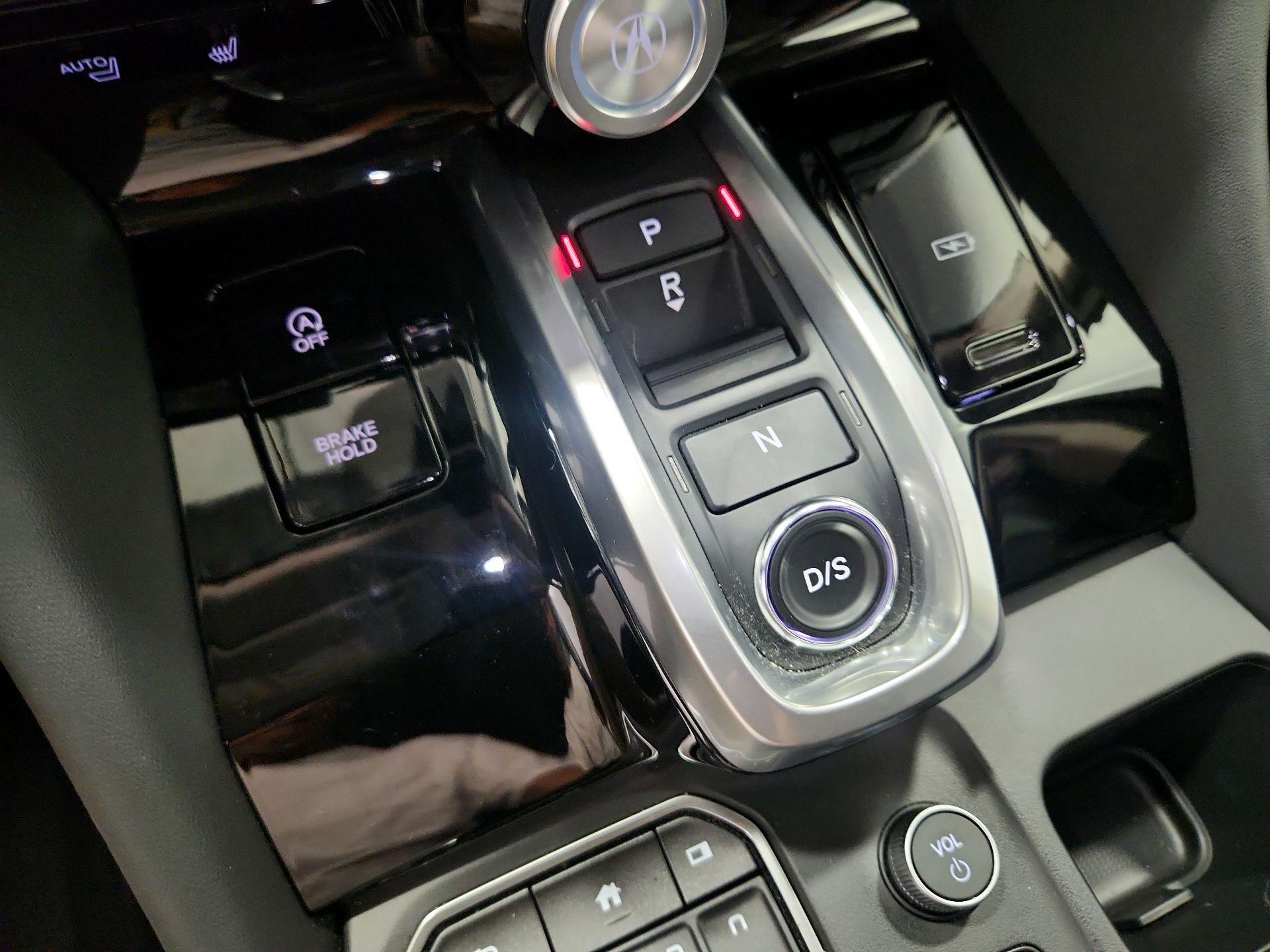 Thumbnail: 2023 Acura MDX - 17