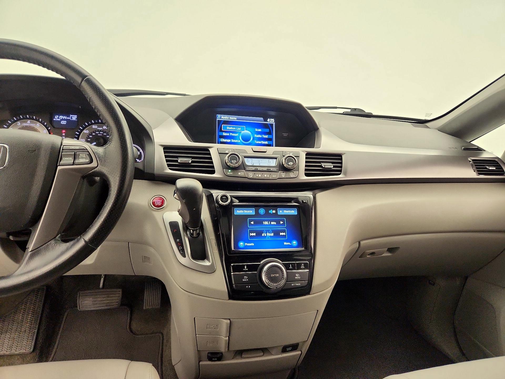 Thumbnail: 2014 Honda Odyssey - 9