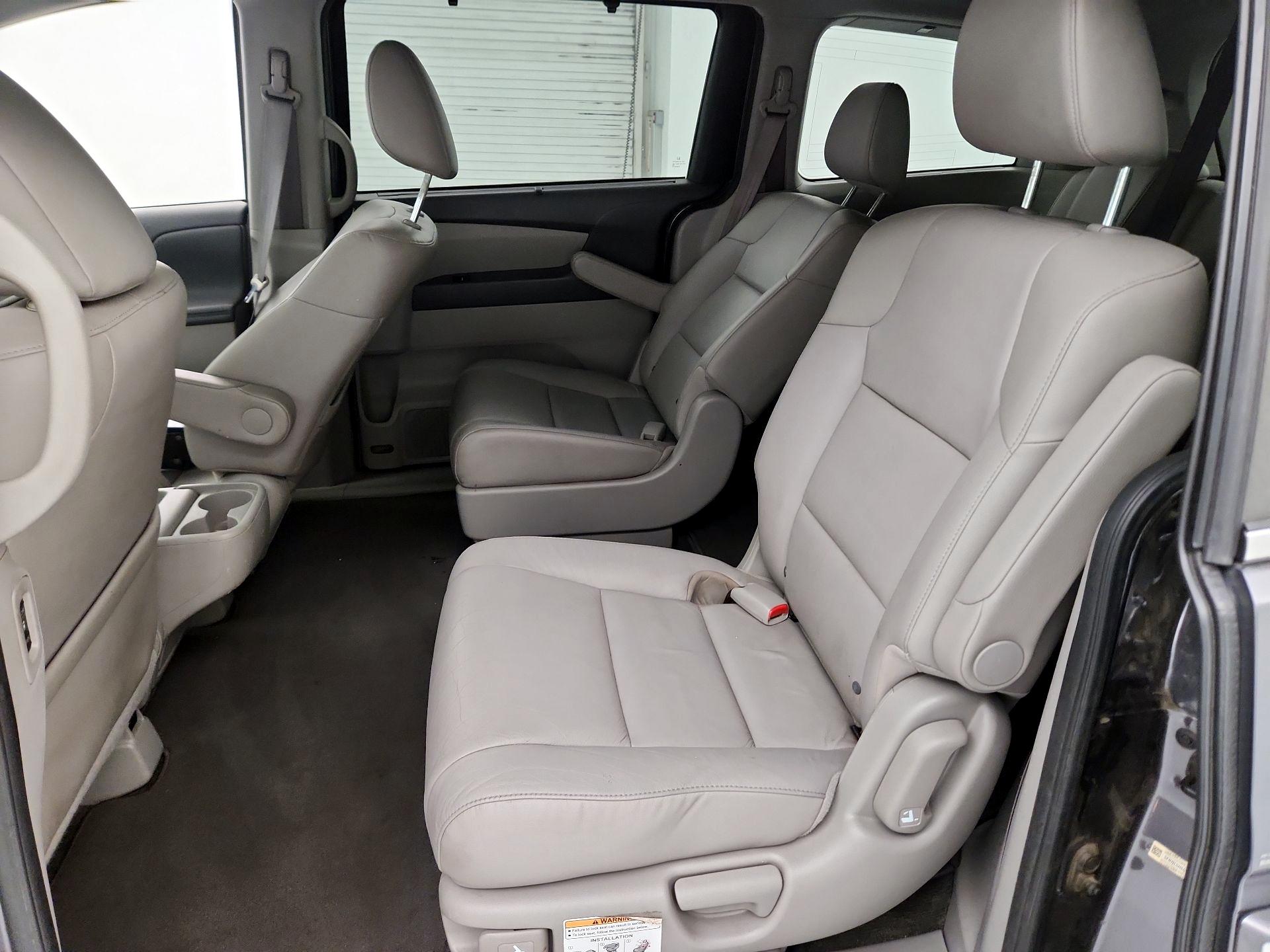 Thumbnail: 2014 Honda Odyssey - 20