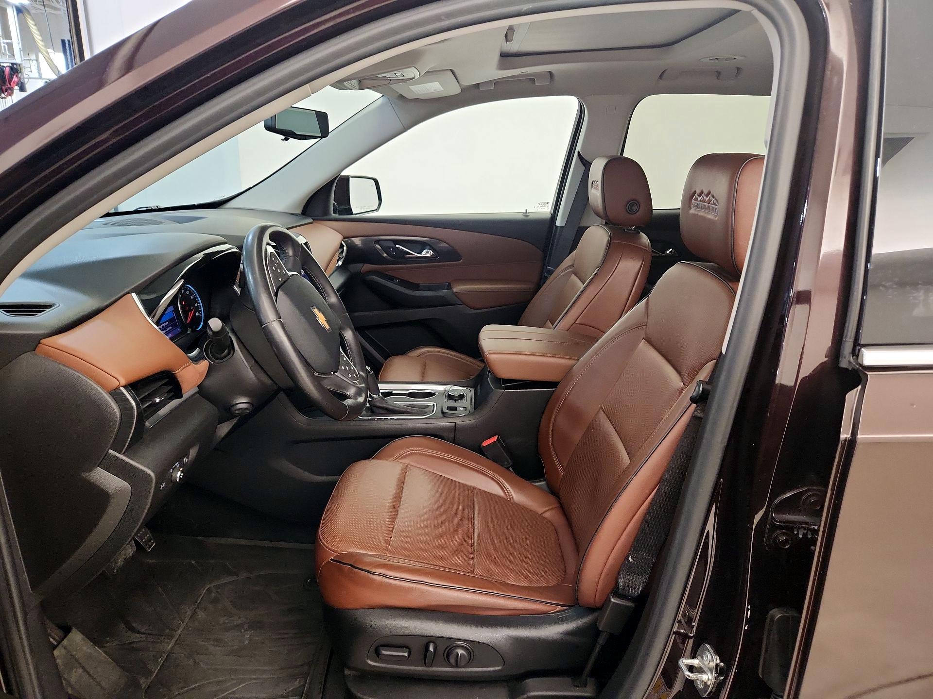 Thumbnail: 2020 Chevrolet Traverse - 11