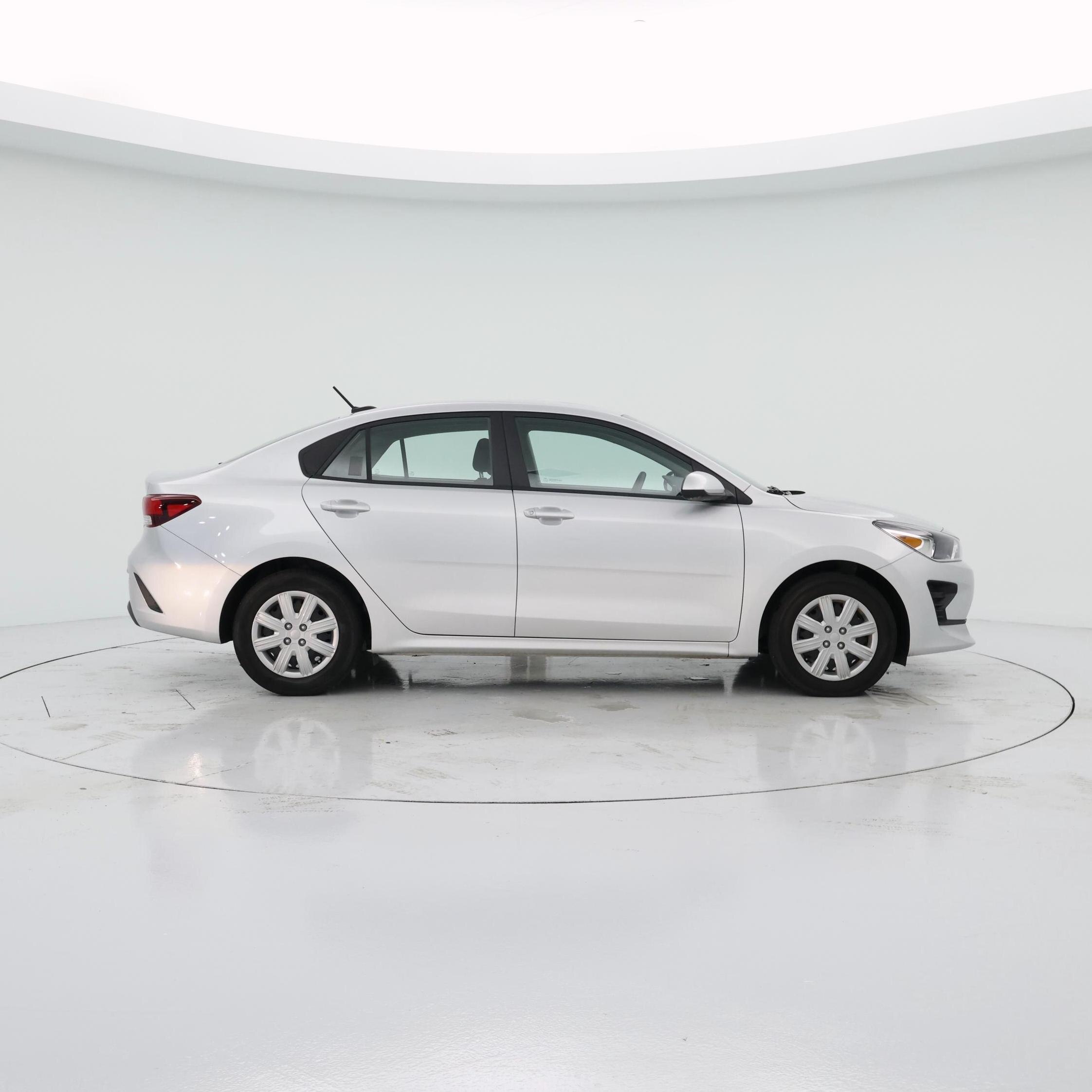 Thumbnail: 2023 Kia Rio - 7