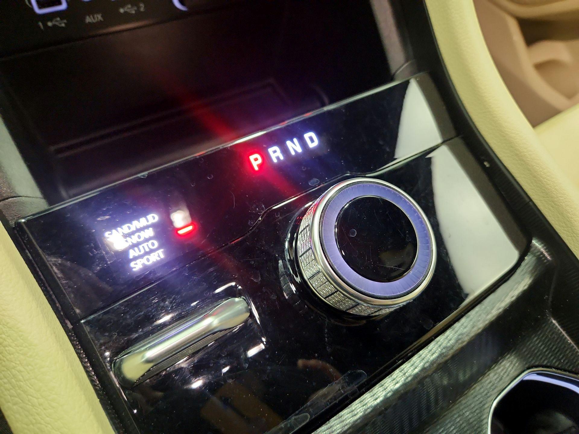 Thumbnail: 2025 Jeep Grand Cherokee - 18