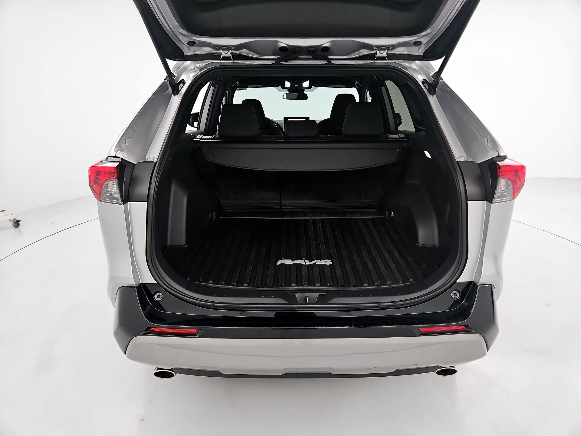 Thumbnail: 2024 Toyota RAV4 - 20