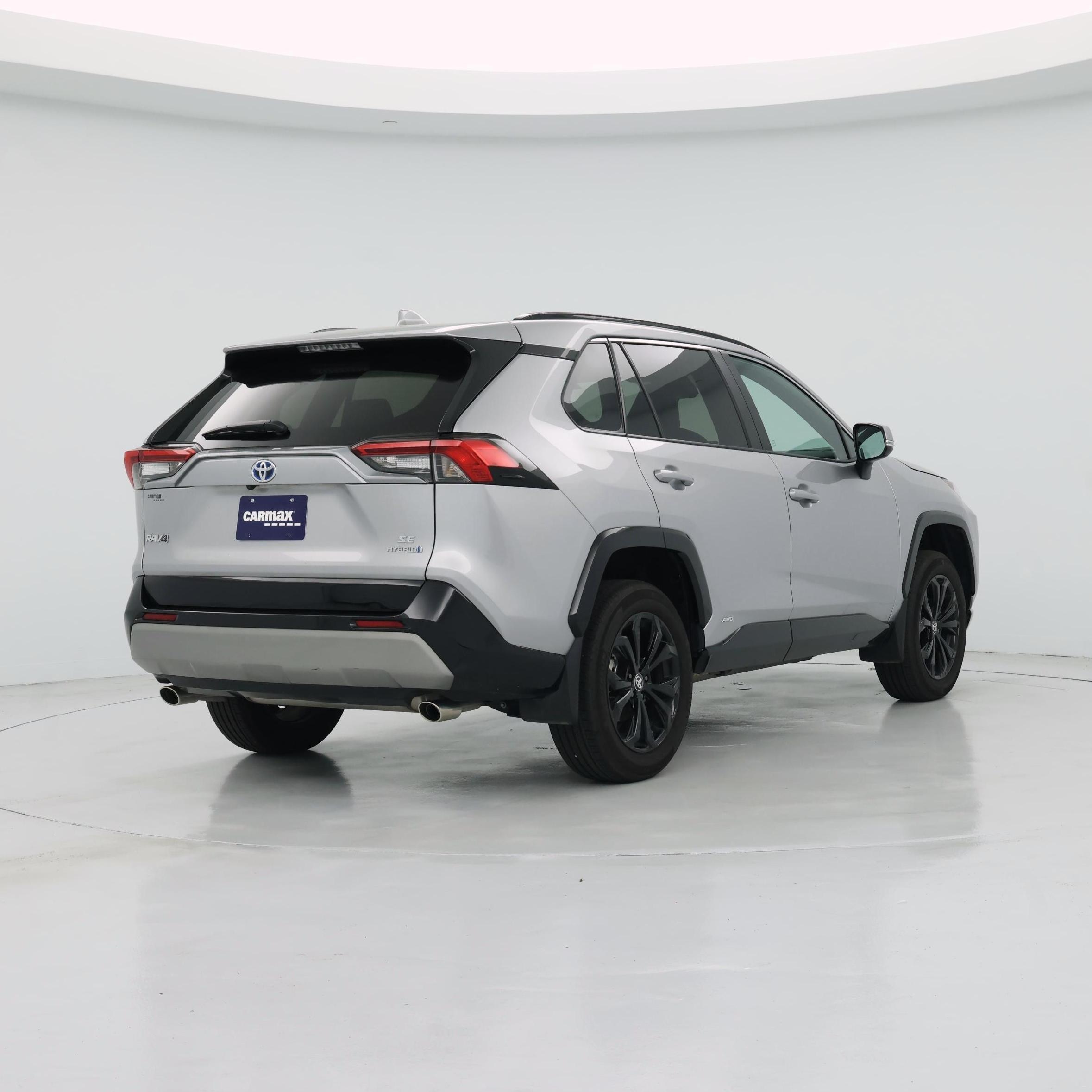 Thumbnail: 2024 Toyota RAV4 - 8