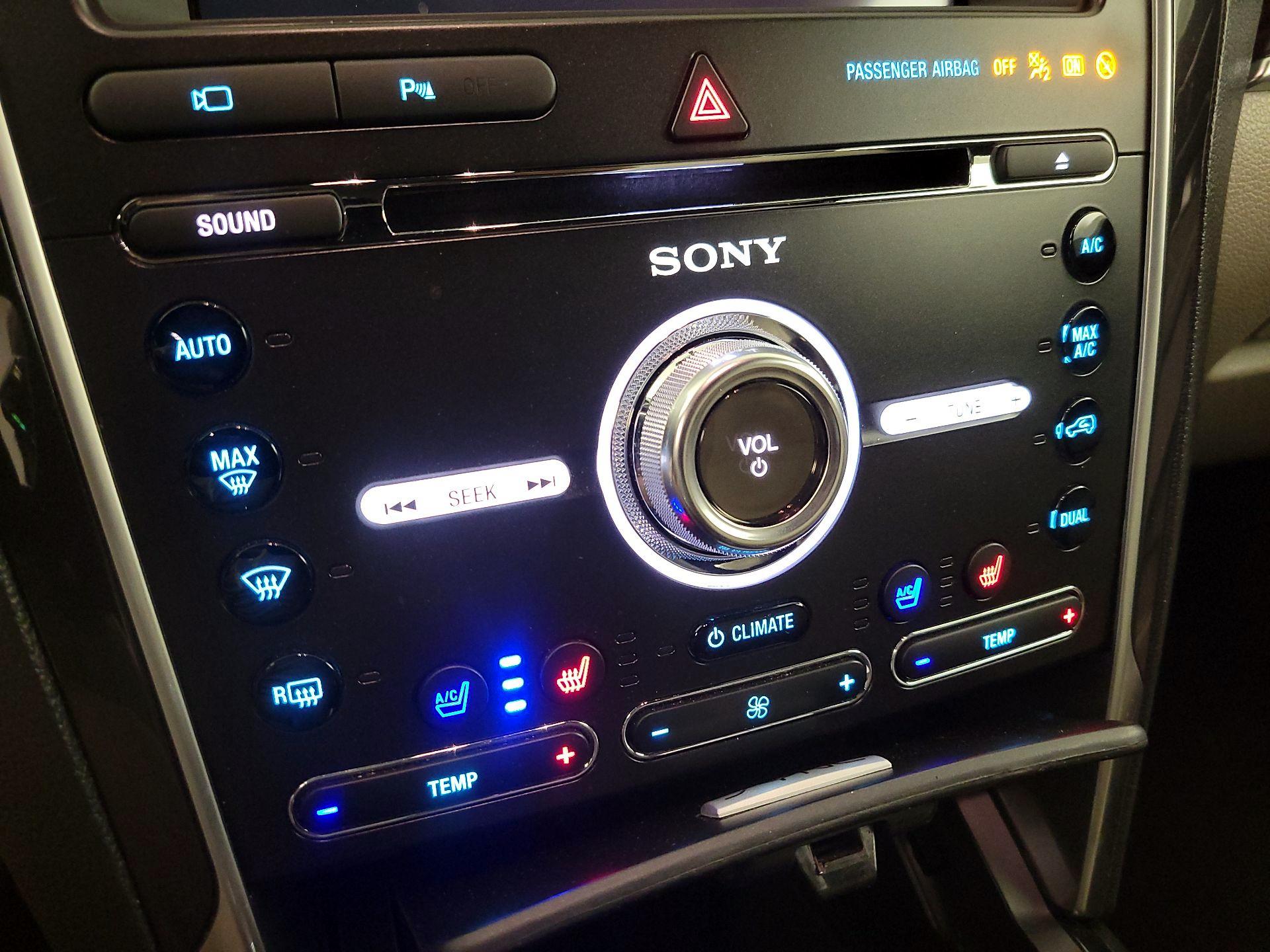 Thumbnail: 2018 Ford Explorer - 17