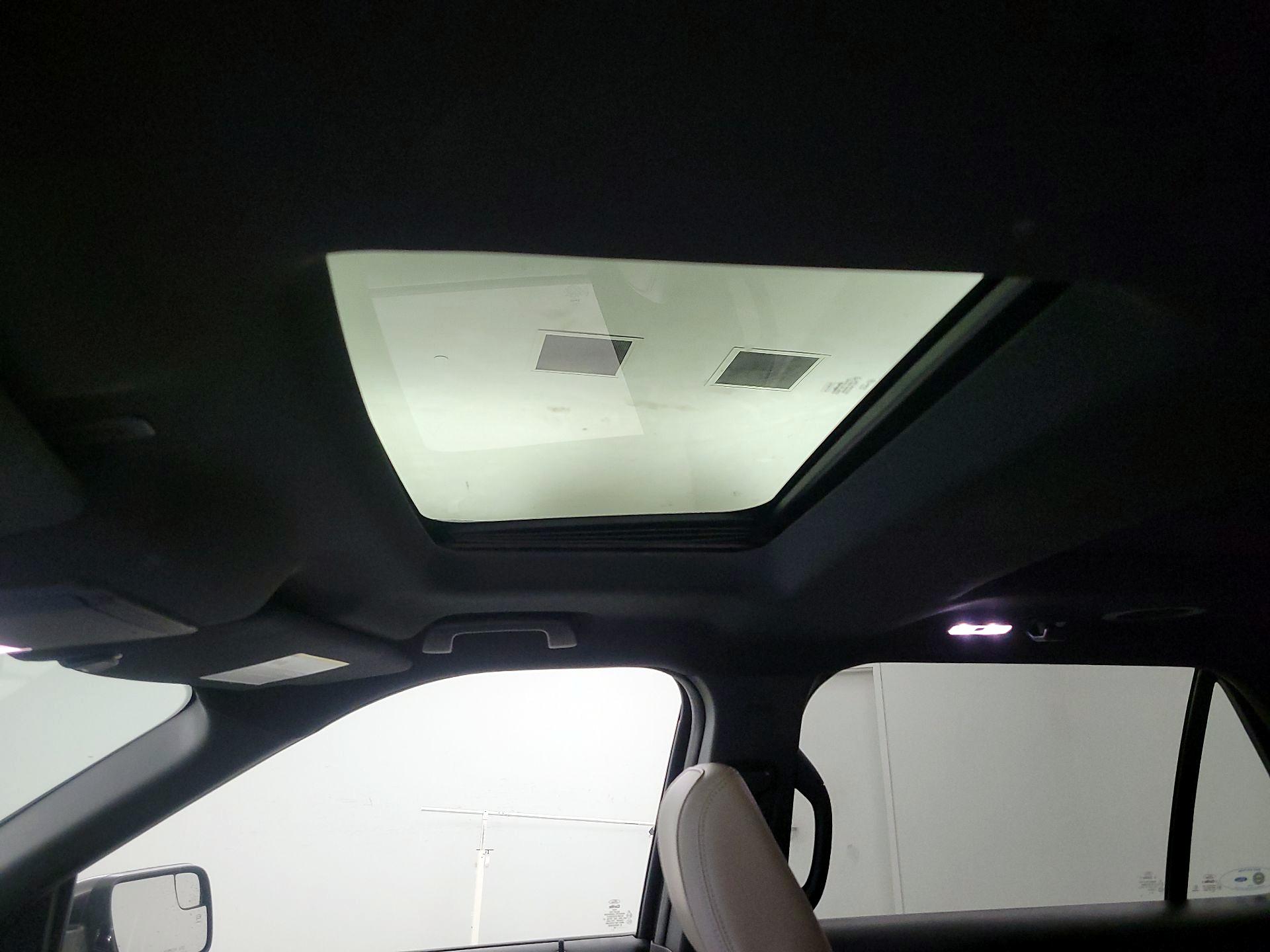 Thumbnail: 2018 Ford Explorer - 20