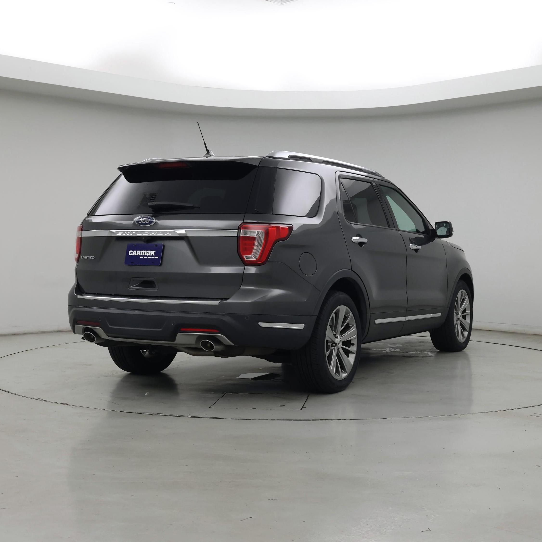 Thumbnail: 2018 Ford Explorer - 8