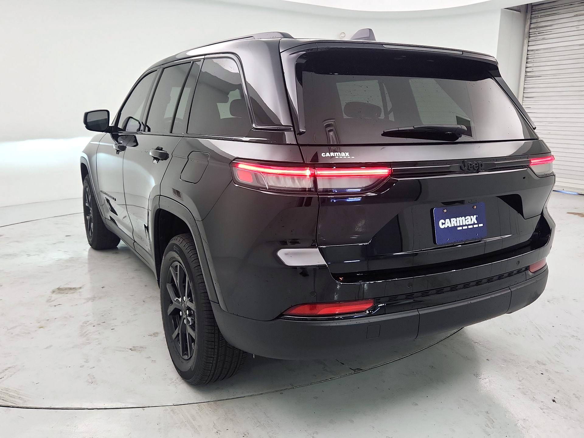 Thumbnail: 2025 Jeep Grand Cherokee - 7