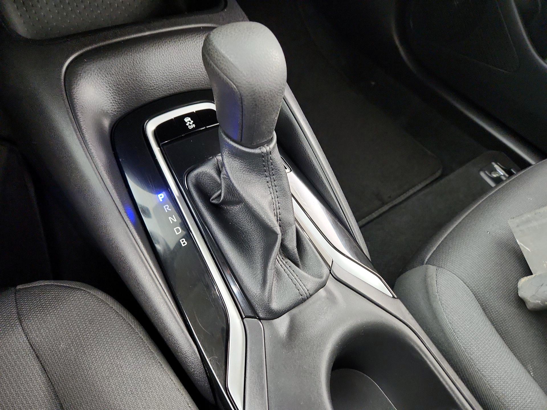 Thumbnail: 2025 Toyota Corolla - 18