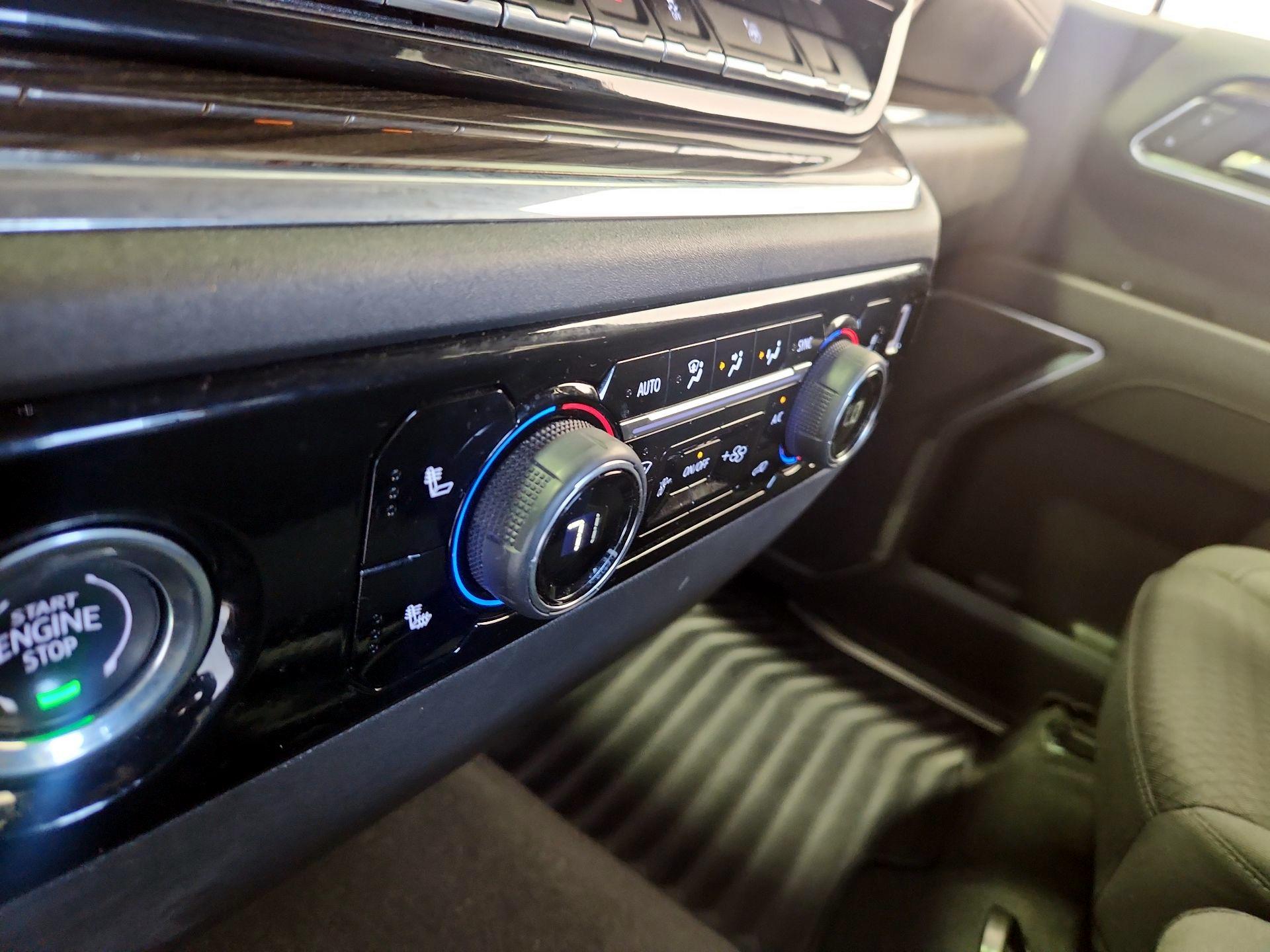 Thumbnail: 2023 Chevrolet Silverado 1500 - 16