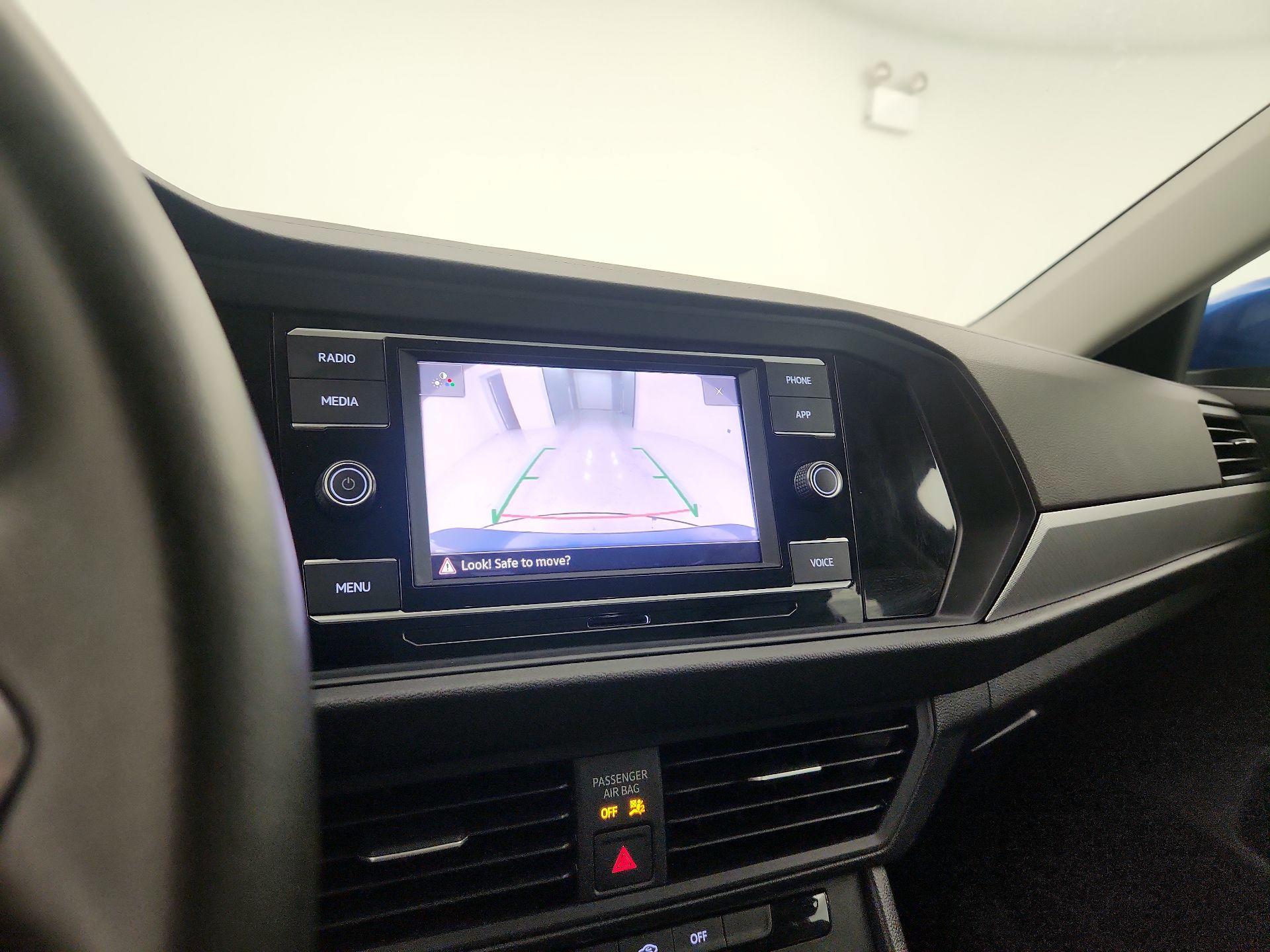 Thumbnail: 2024 Volkswagen Jetta - 14