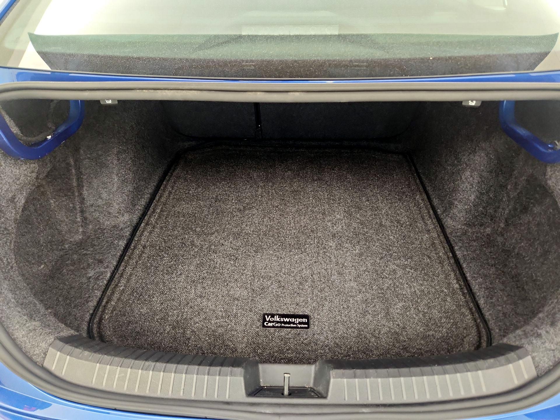 Thumbnail: 2024 Volkswagen Jetta - 20