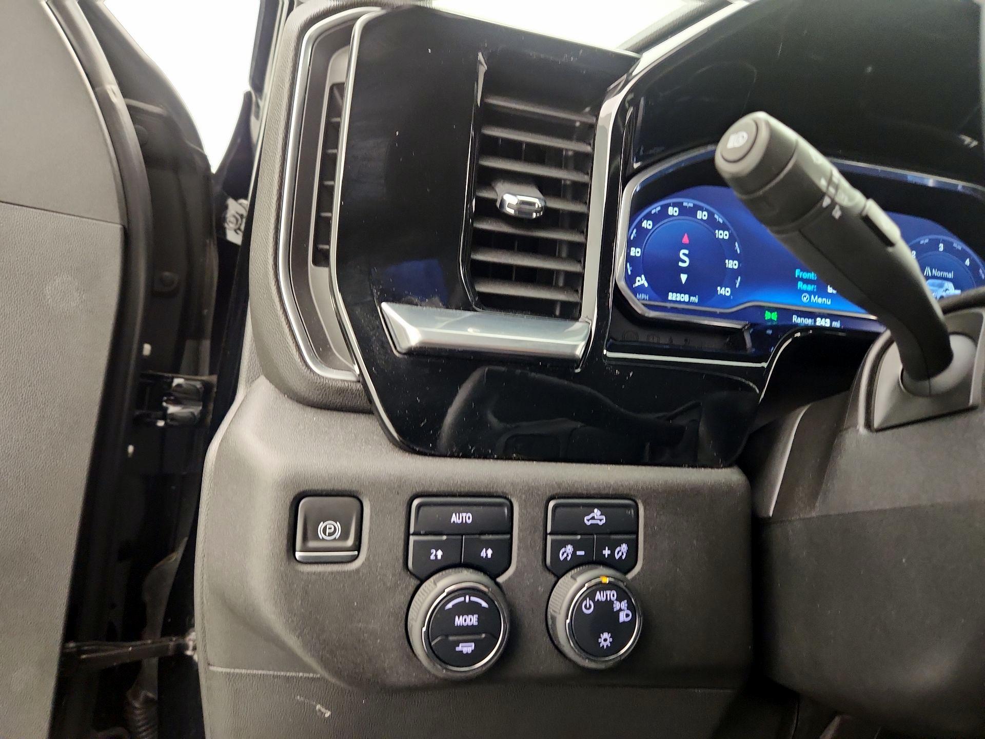 Thumbnail: 2023 Chevrolet Silverado 1500 - 13