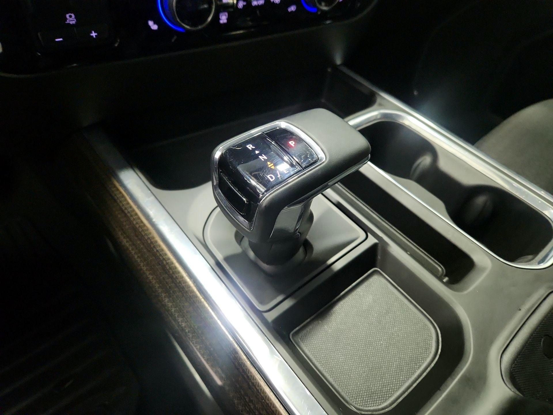 Thumbnail: 2024 Chevrolet Silverado 1500 - 17