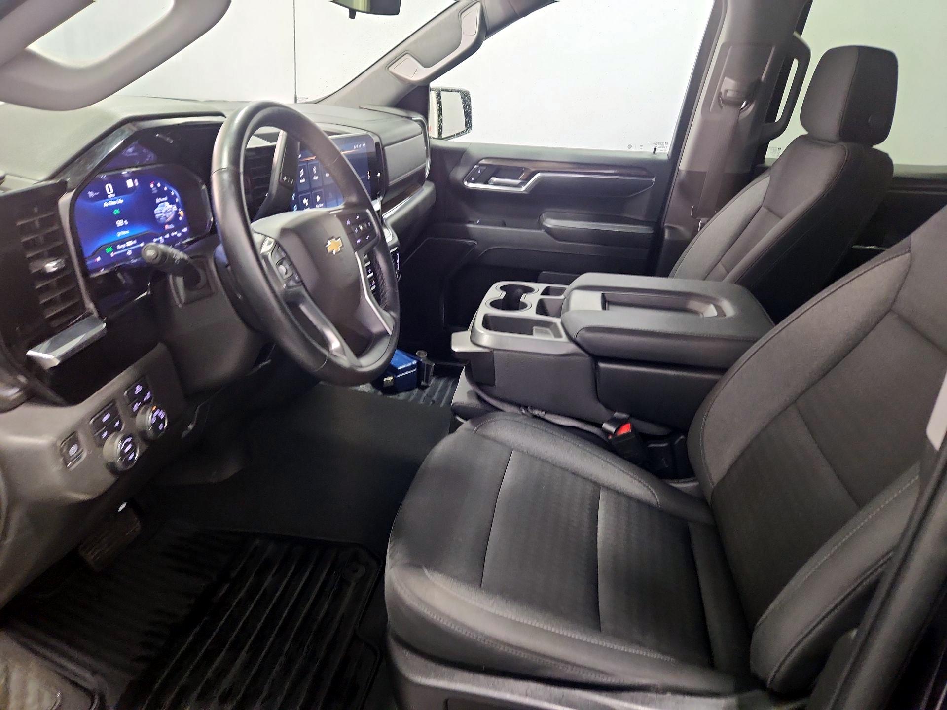 Thumbnail: 2023 Chevrolet Silverado 1500 - 11