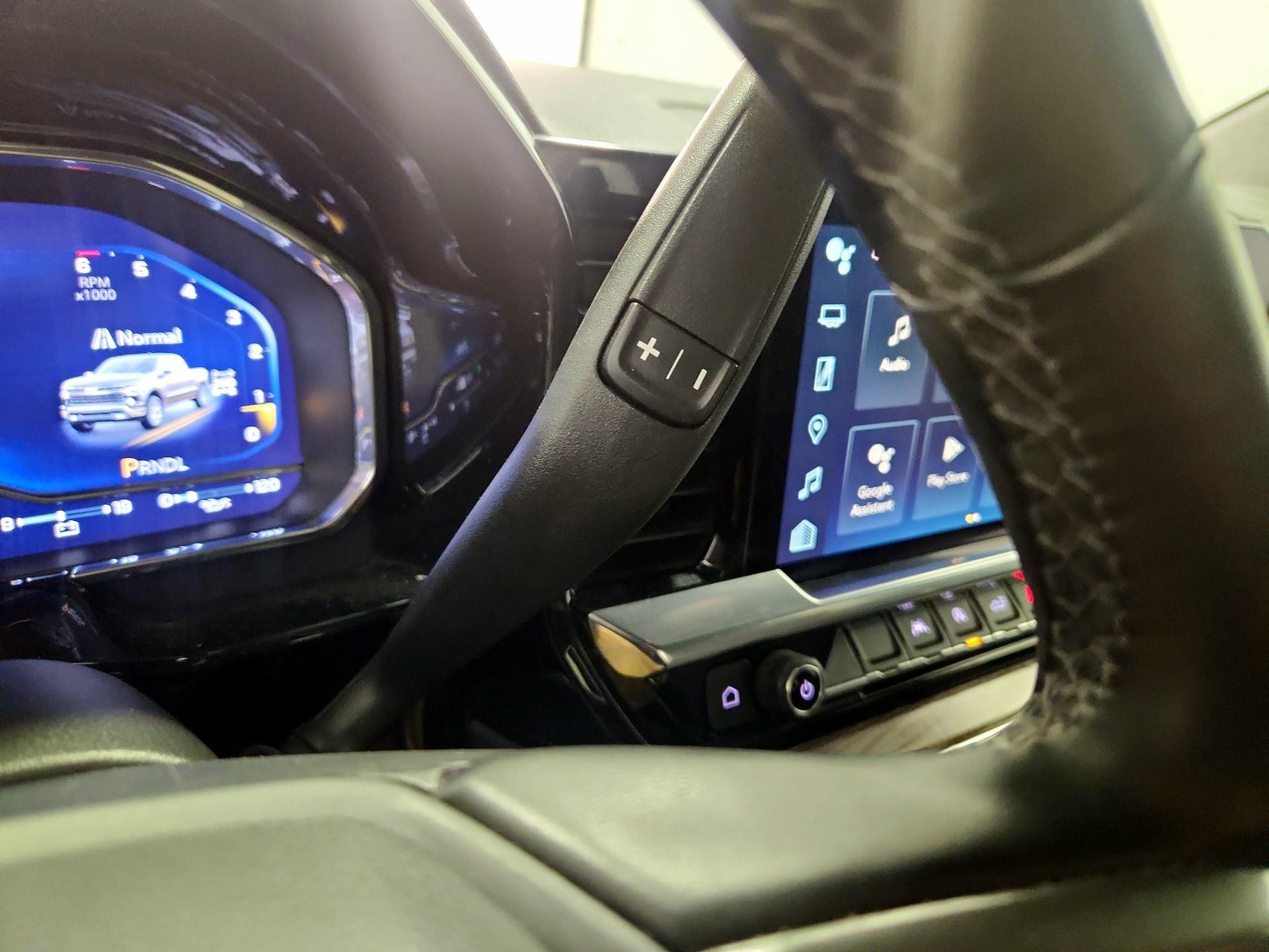 Thumbnail: 2023 Chevrolet Silverado 1500 - 17