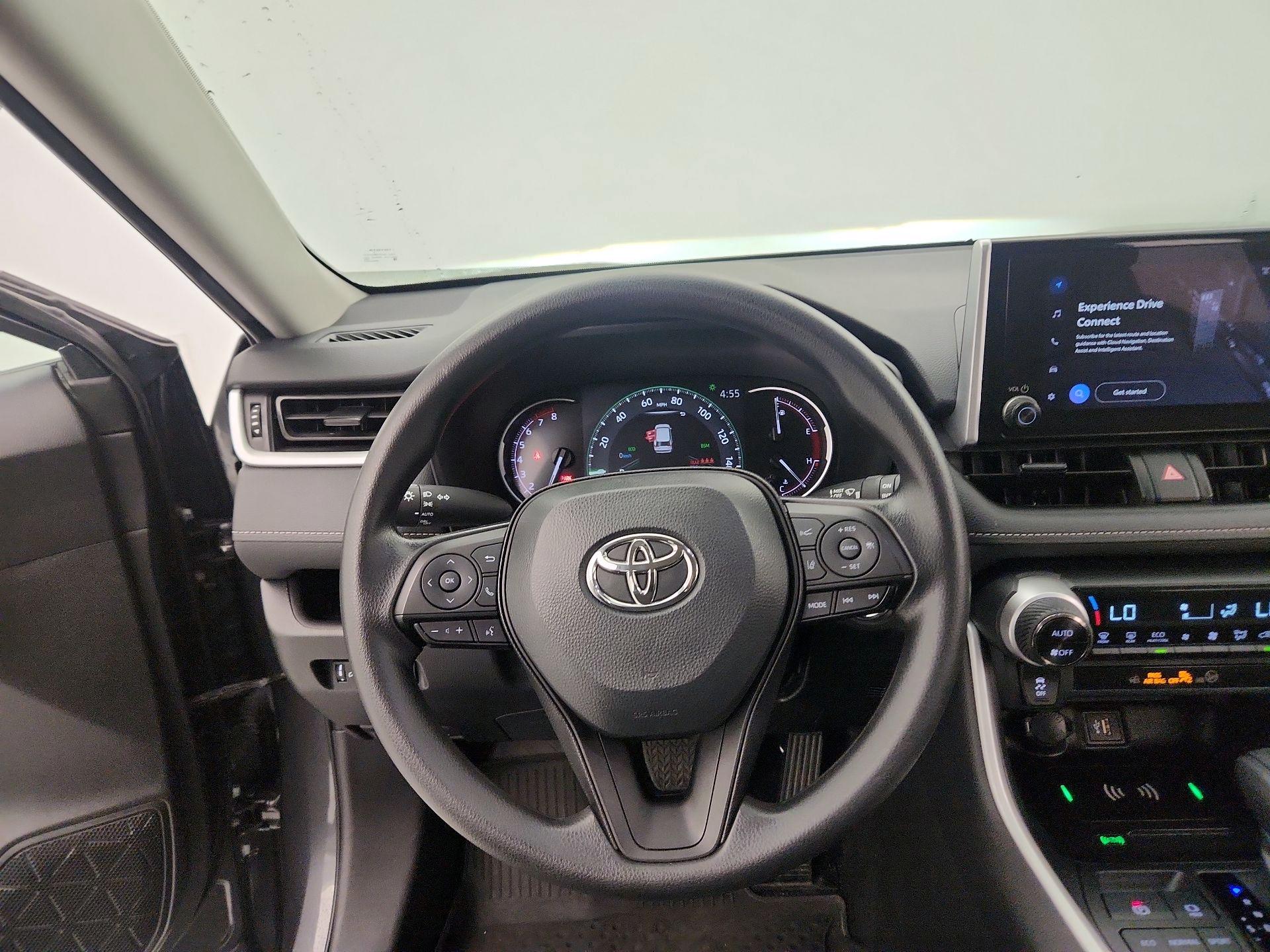 Thumbnail: 2024 Toyota RAV4 - 10