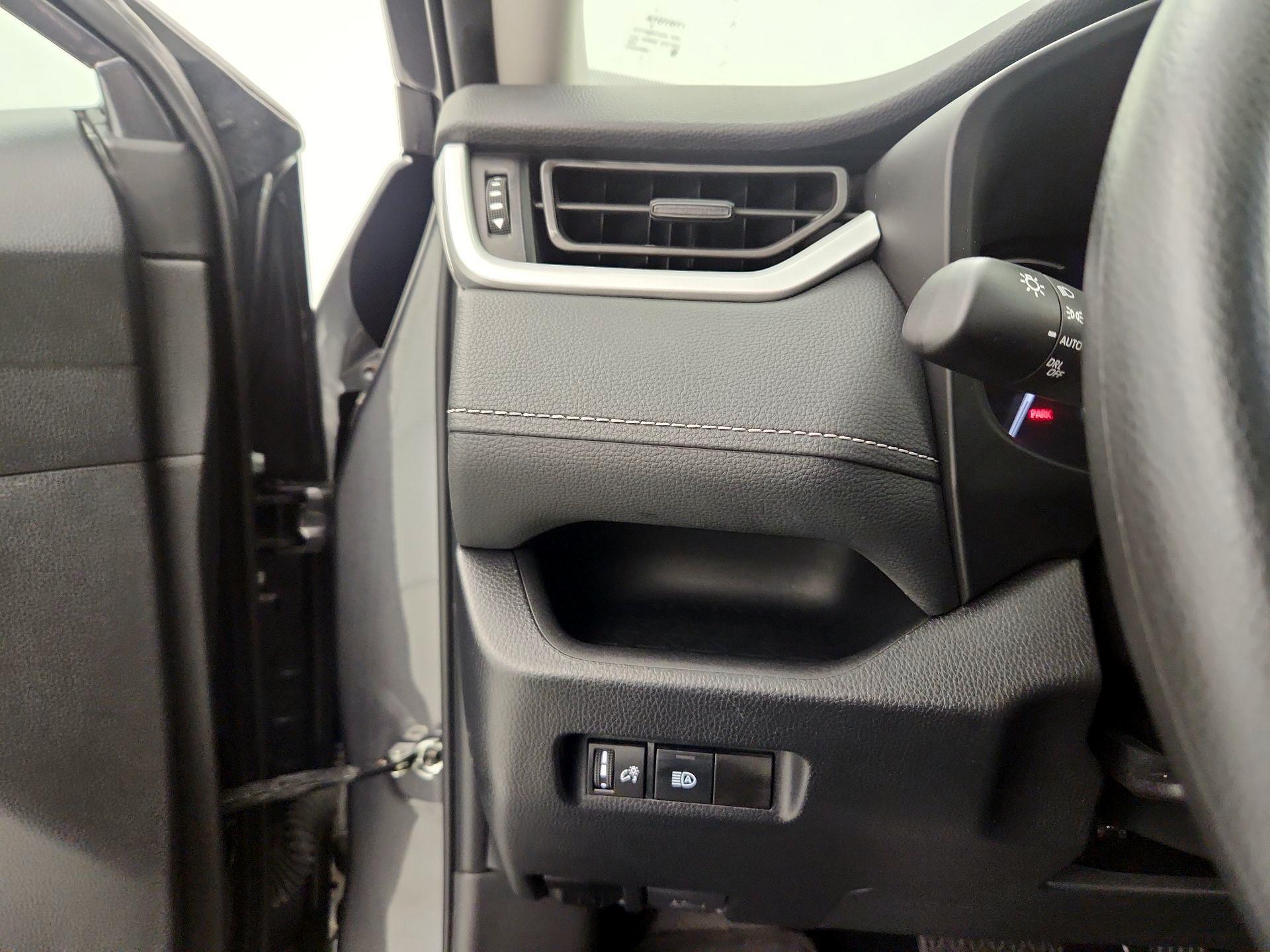 Thumbnail: 2024 Toyota RAV4 - 13