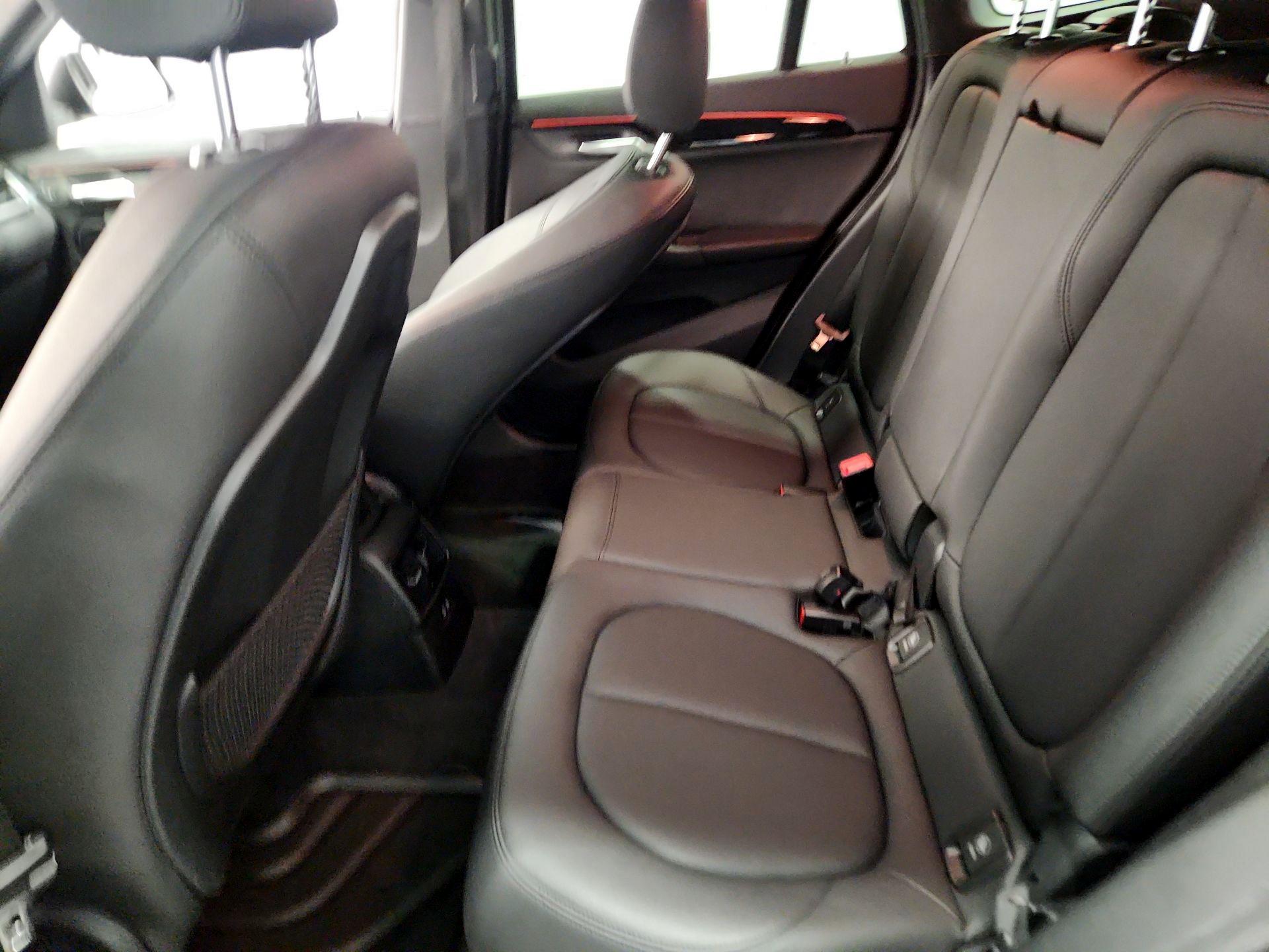 Thumbnail: 2019 BMW X1 - 19