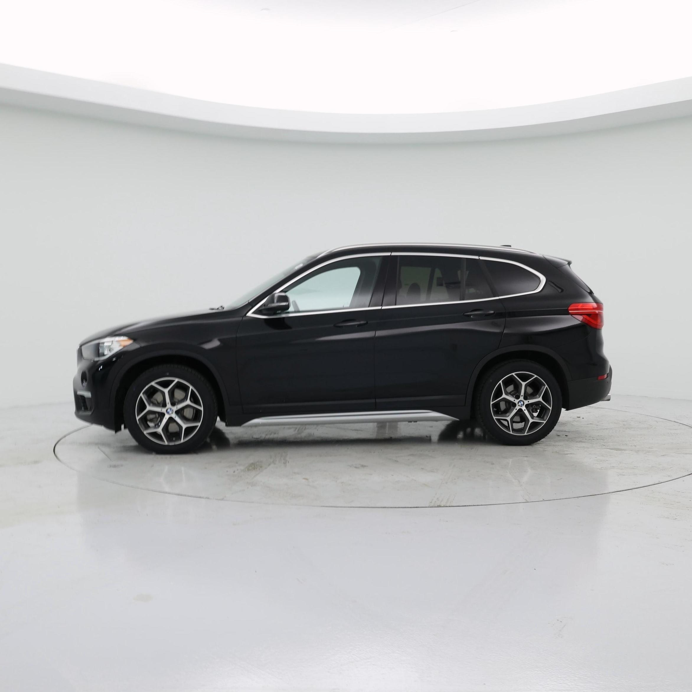 Thumbnail: 2019 BMW X1 - 3