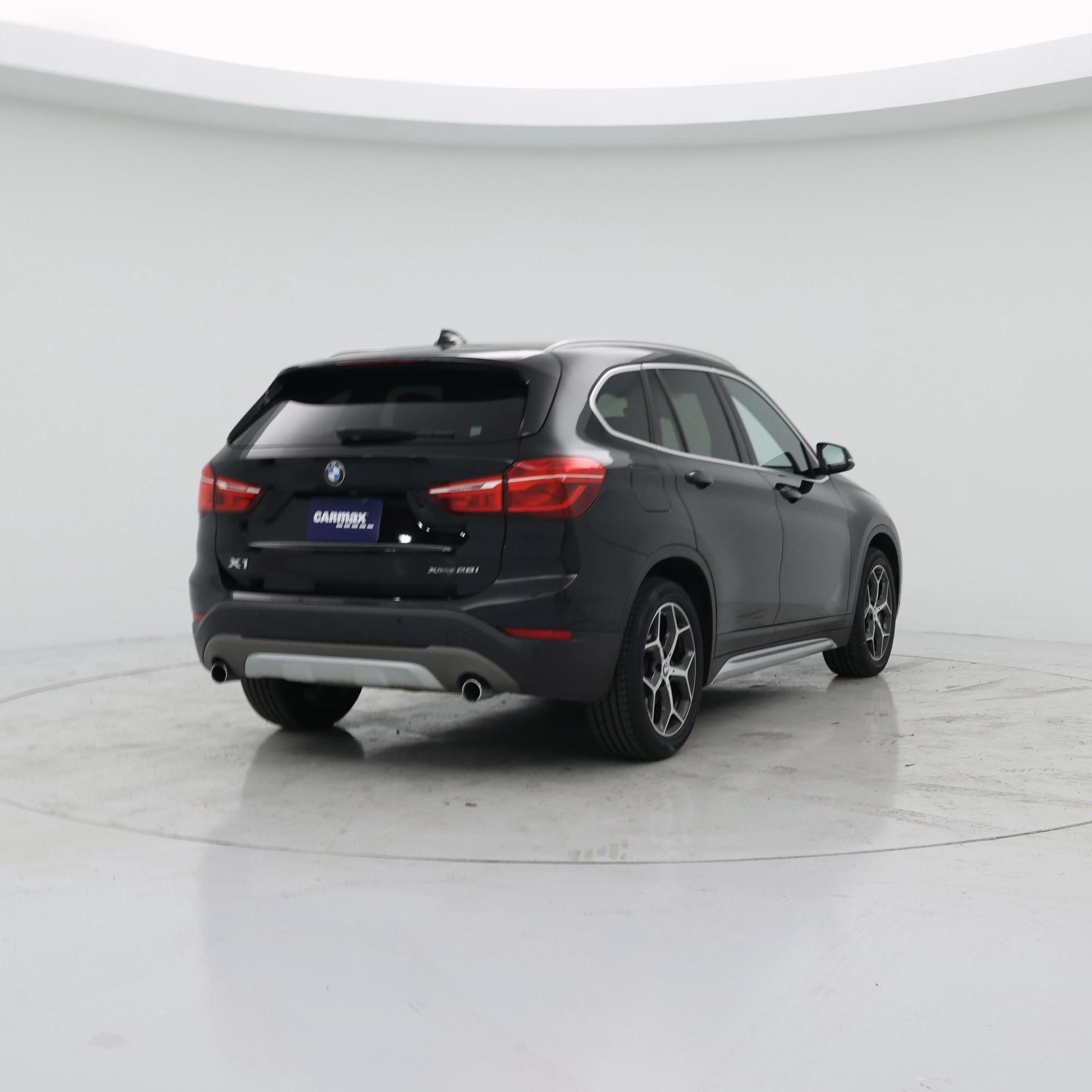 Thumbnail: 2019 BMW X1 - 8