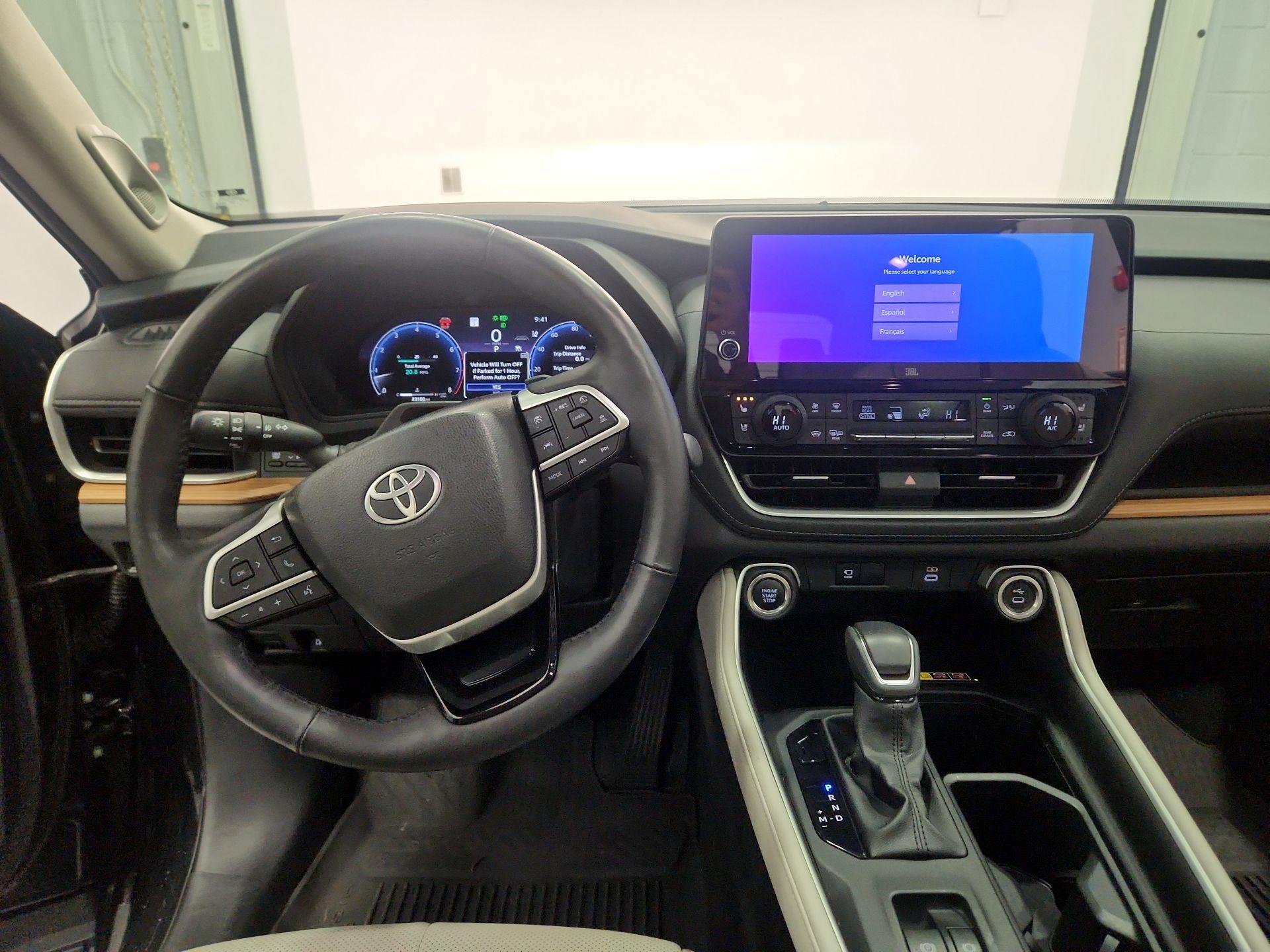 Thumbnail: 2025 Toyota Grand Highlander - 9